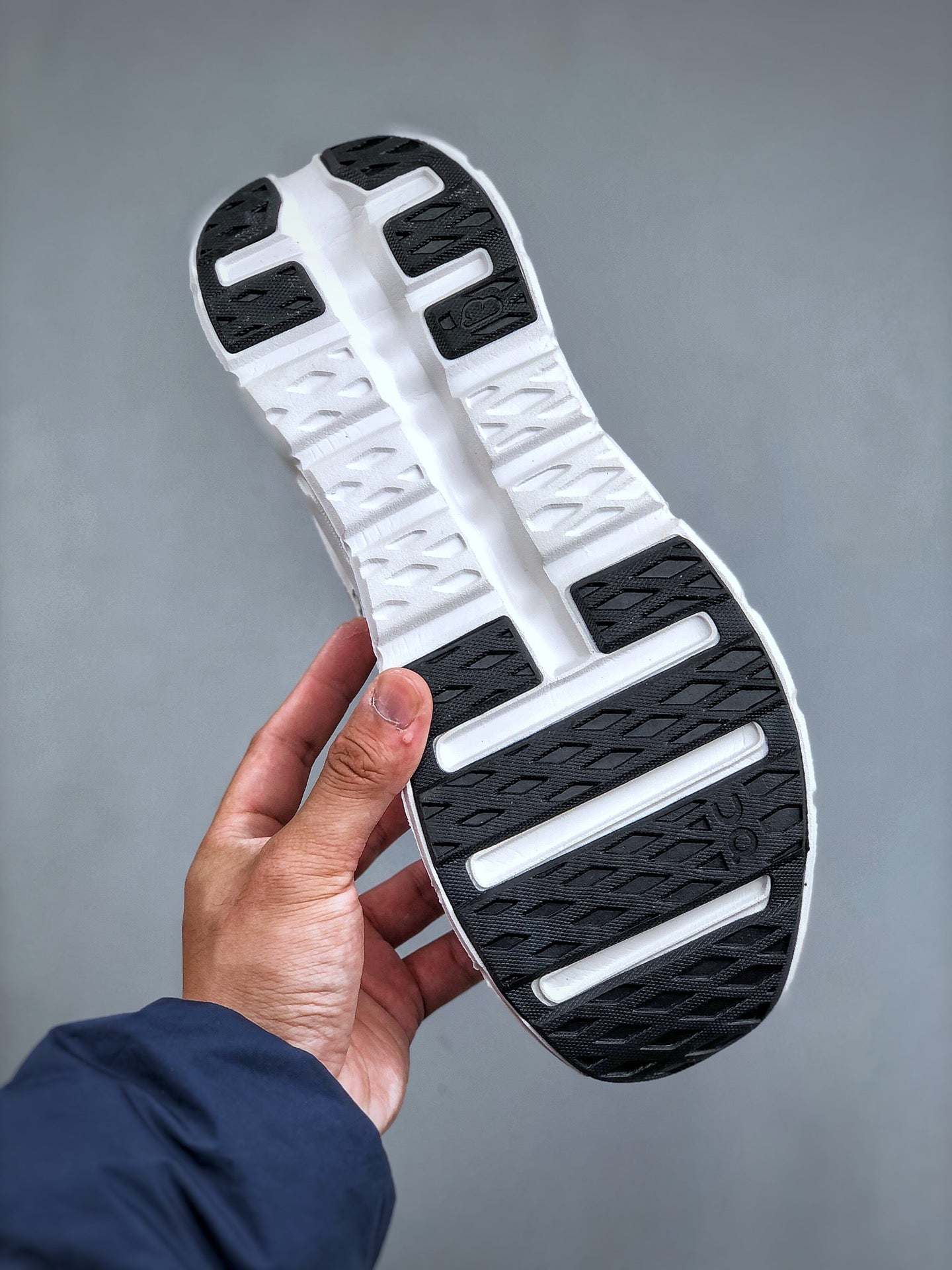 Loew! x On Shoes