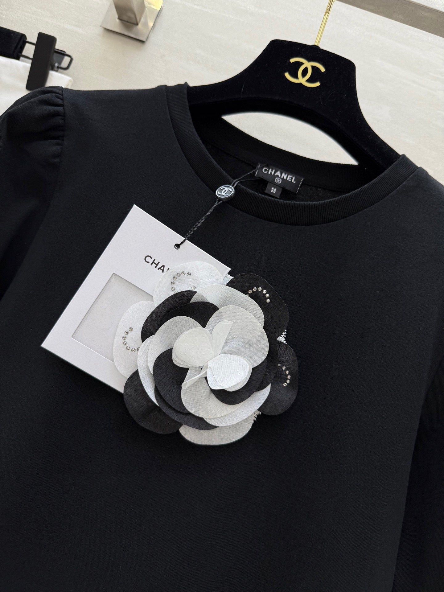 CHNE! vintage series hand-embroidered T-shirt