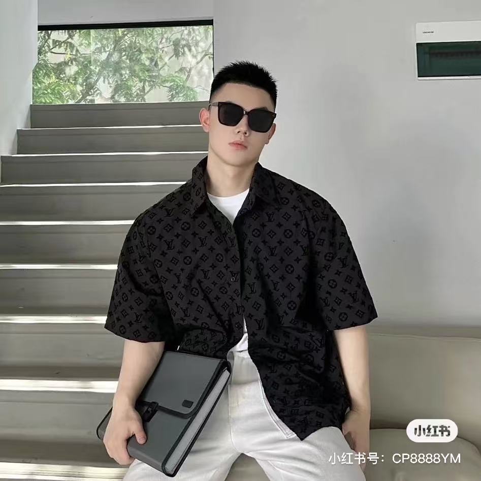 LV Short-Sleeved Shirt
