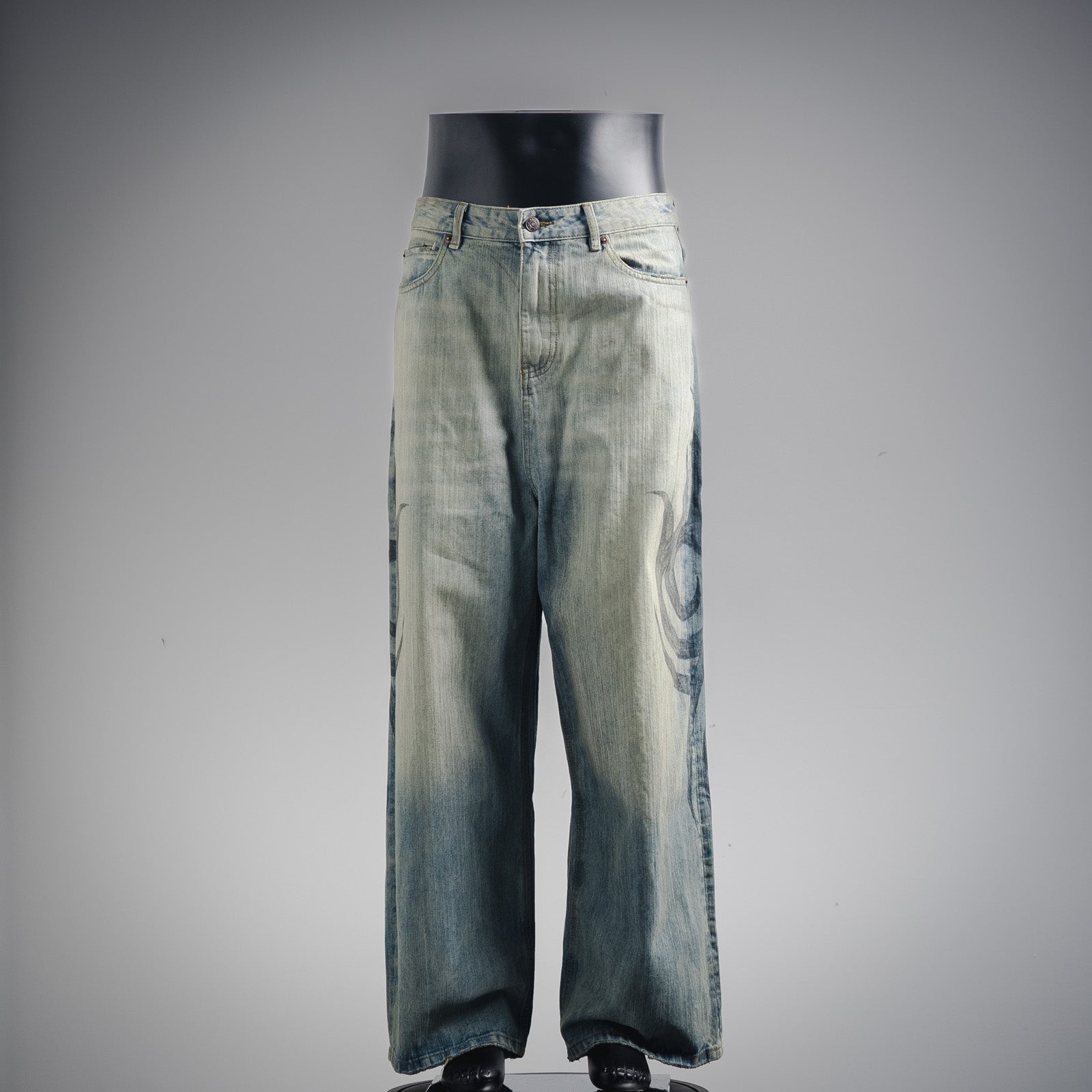 Balenciag! Pull-Down Jeans