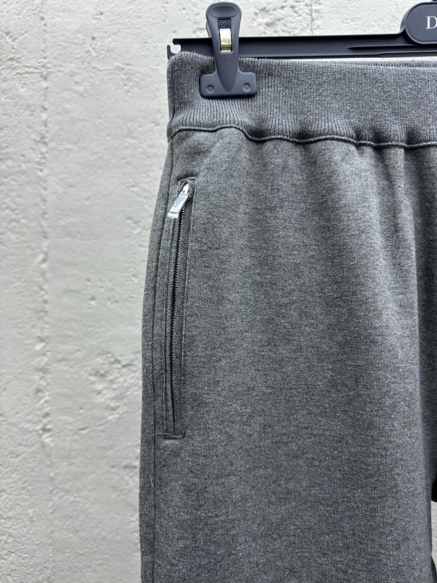 Dio! Cashmere Casual Sweatpants
