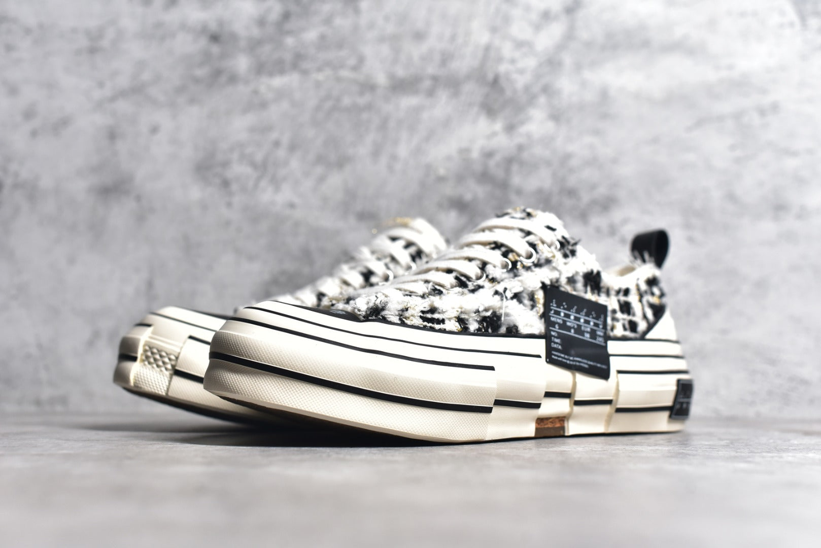 Xvesse! Tiramisu Lows Black Sneakers