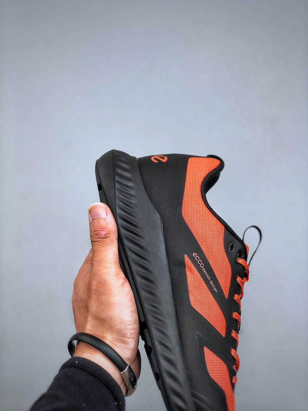 ECCO Black & Red Casual Sneakers