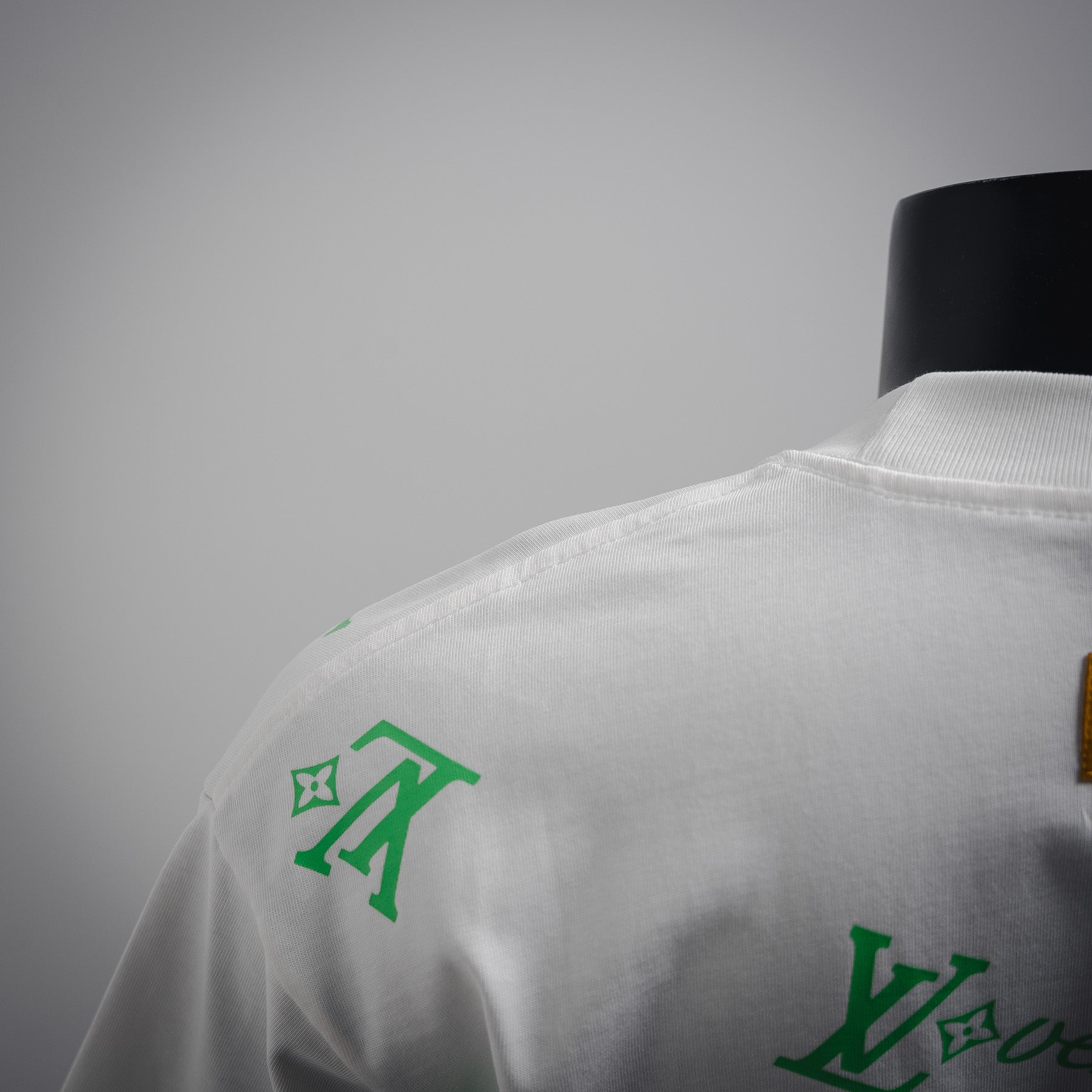 LV T-shirt