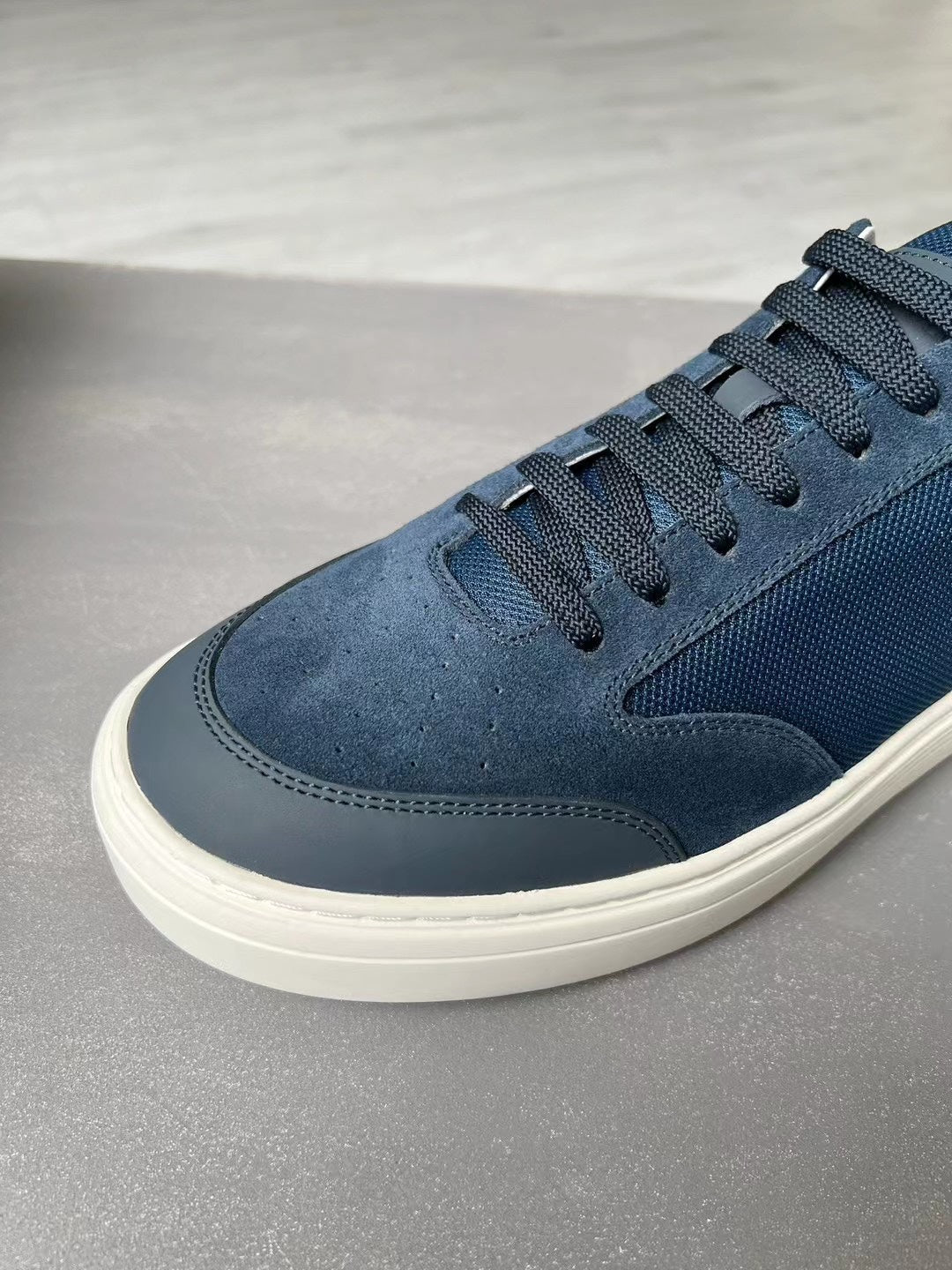 Brunello Cucinel! Leather Sneaker