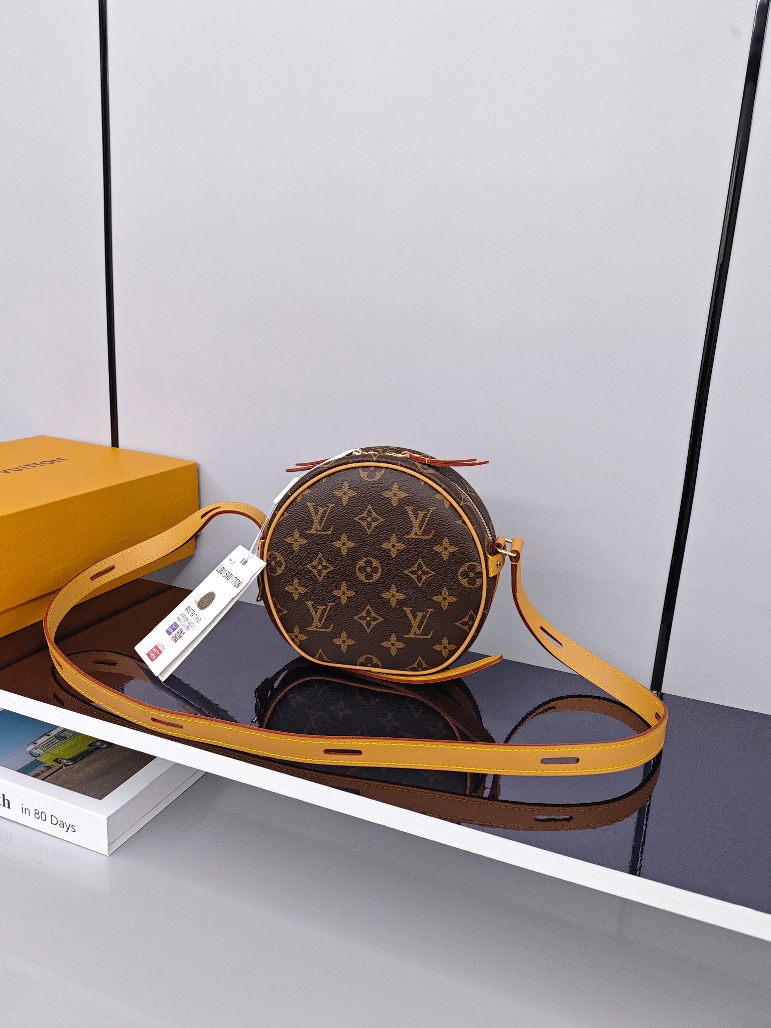 LV Boite Chapeau Souple