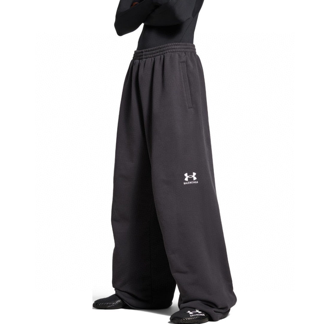 Balenciag! x Under Armou! Baggy Sweatpants