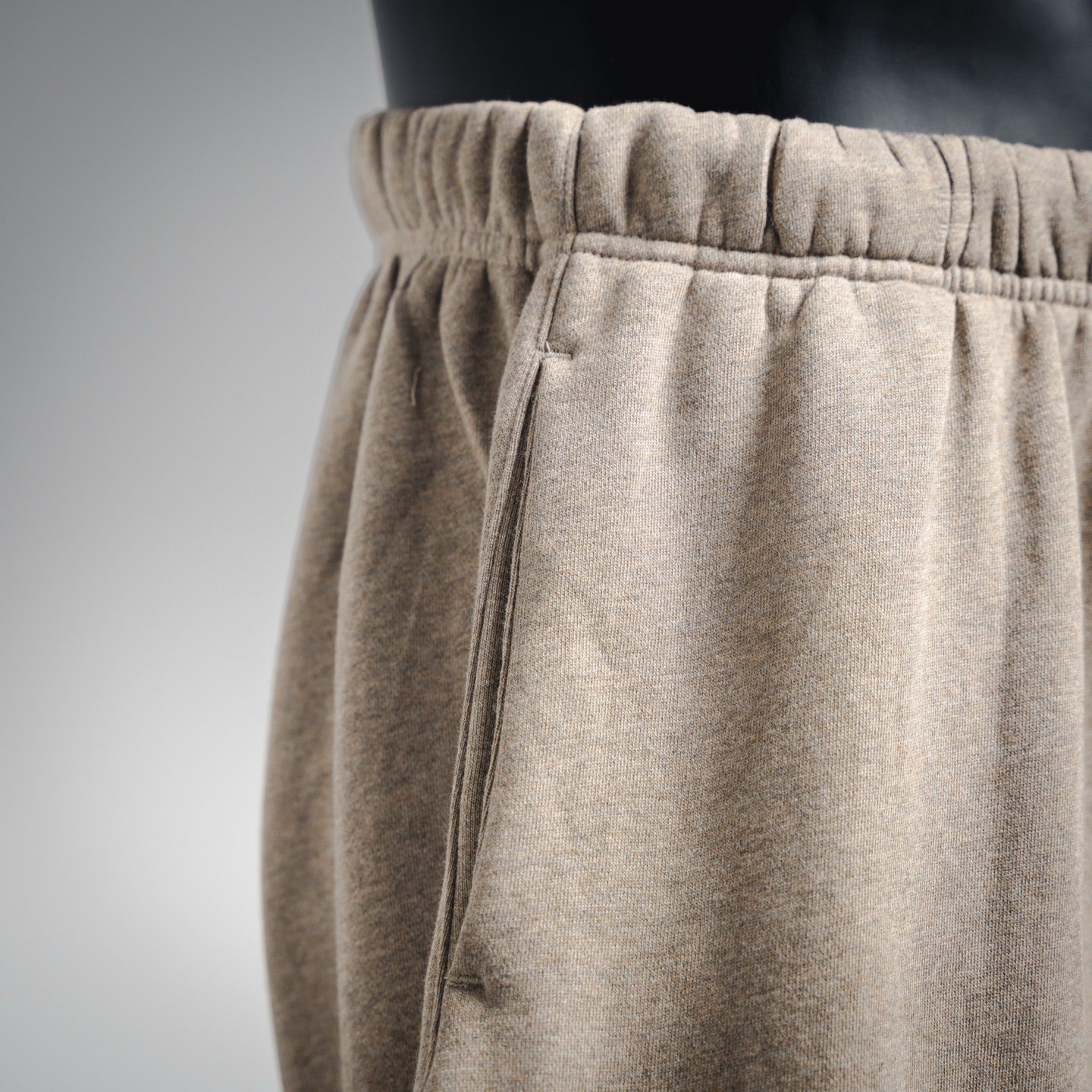 Essentials ALWAYS ON Classic Sweatshorts