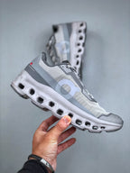 ON Cloudmonst! Void Sneaker