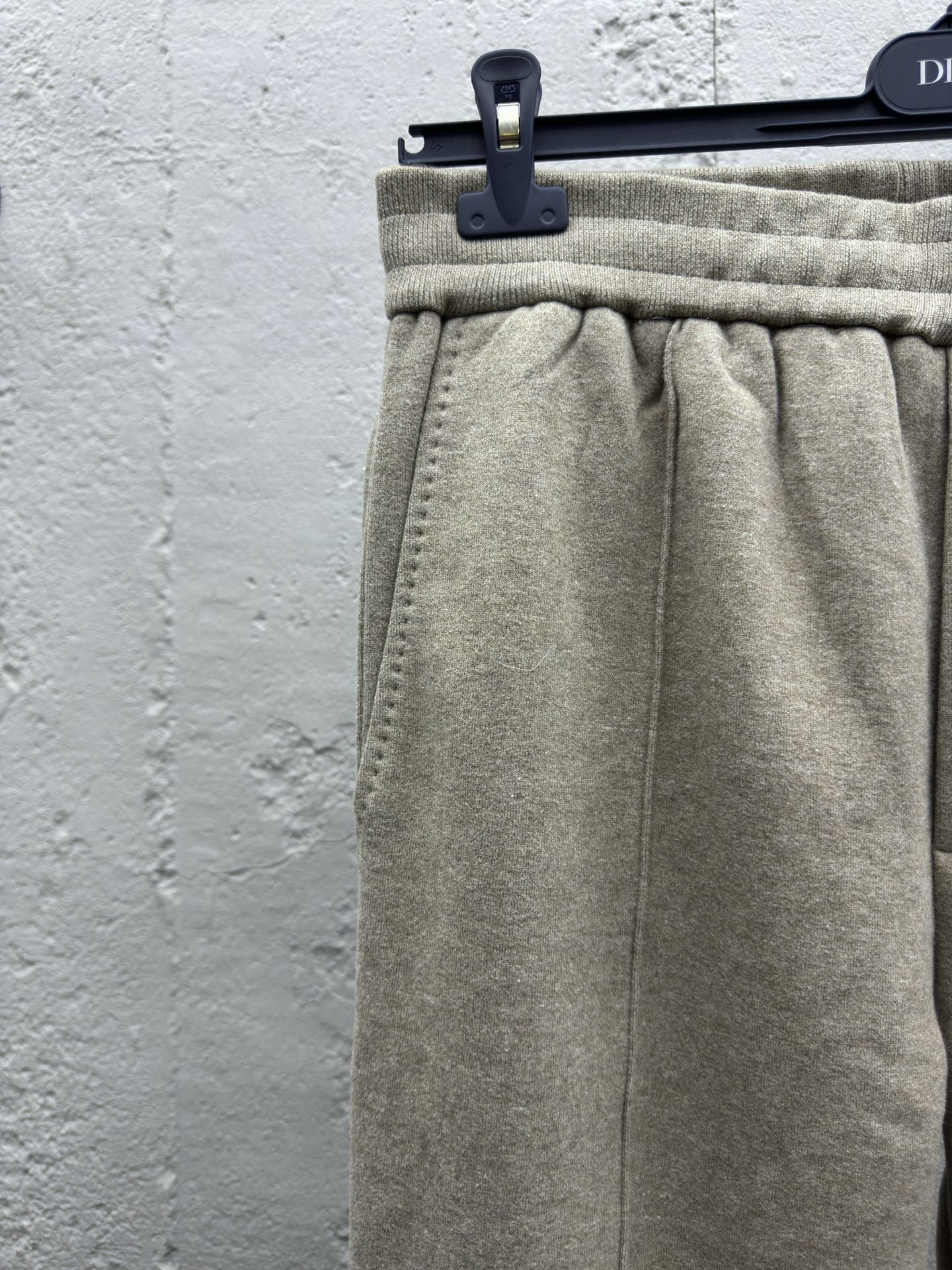 Dio! Cashmere Casual Sweatpants