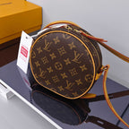 حقيبة LV Boite Chapeau Souple 