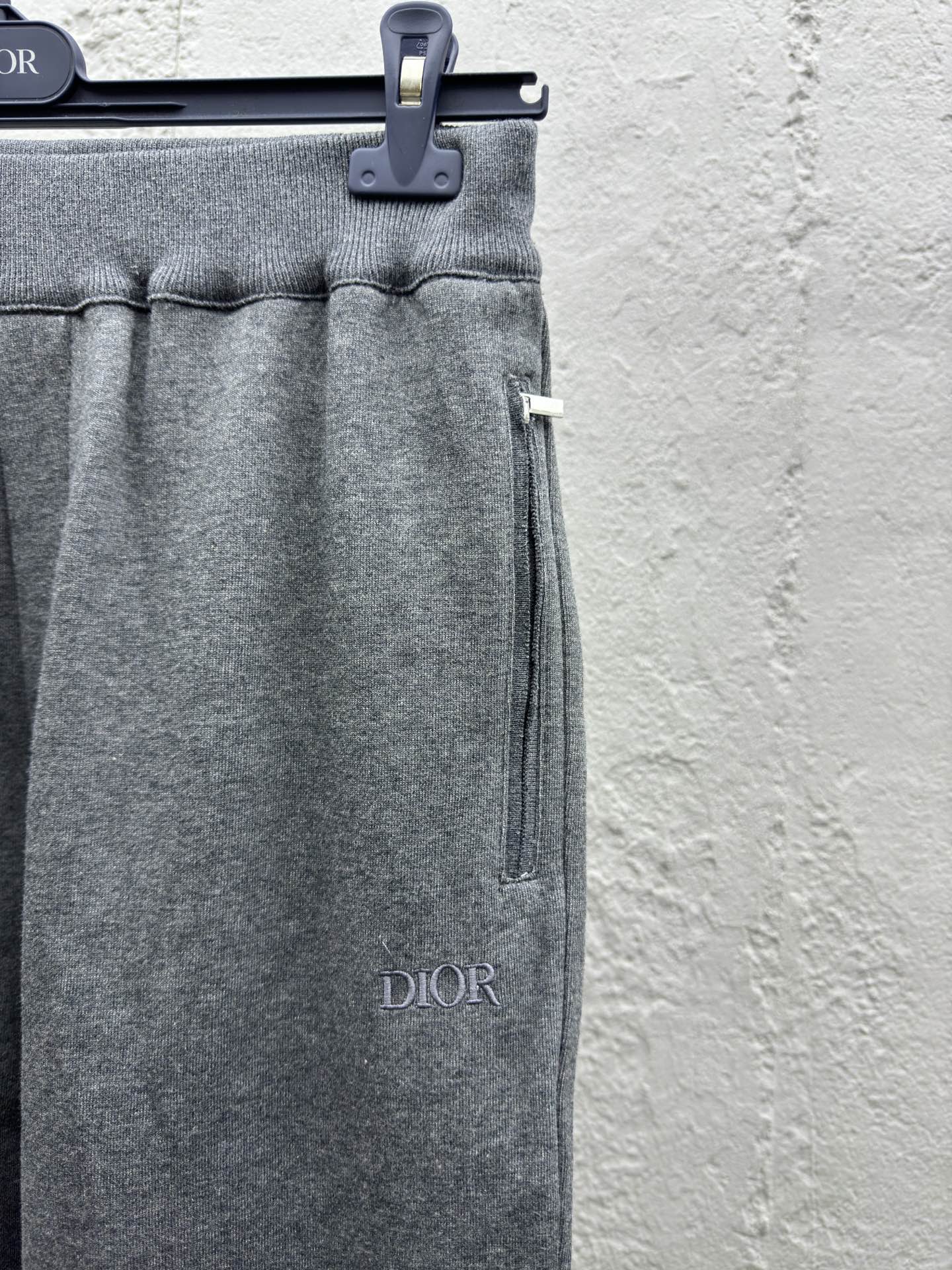Dio! Cashmere Casual Sweatpants