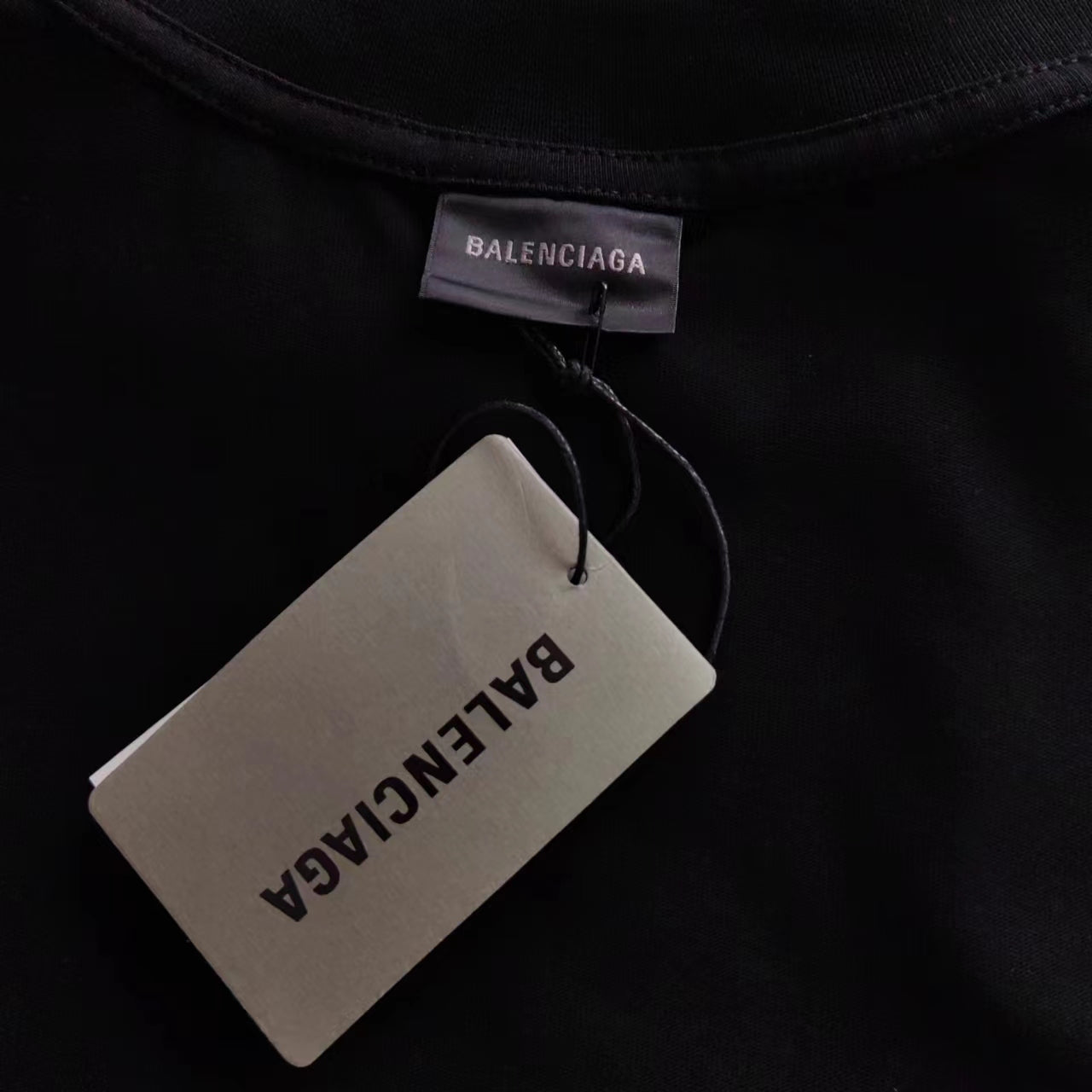 T-shirt de course à manches courtes Balenciaga!