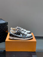 حذاء رياضي LV x Nike Dunk Low