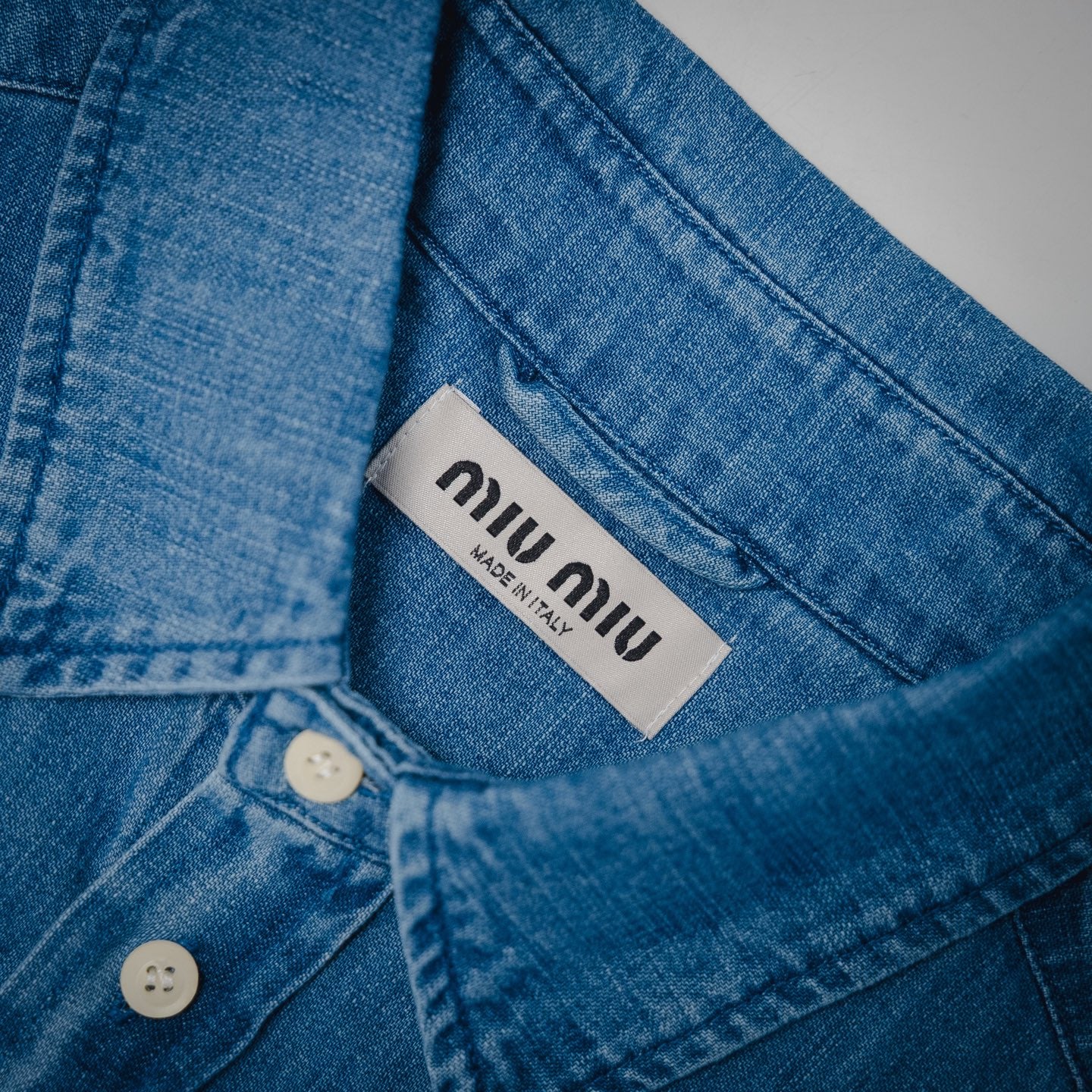 Miu Mi! Blue sleeveless Denim shirt