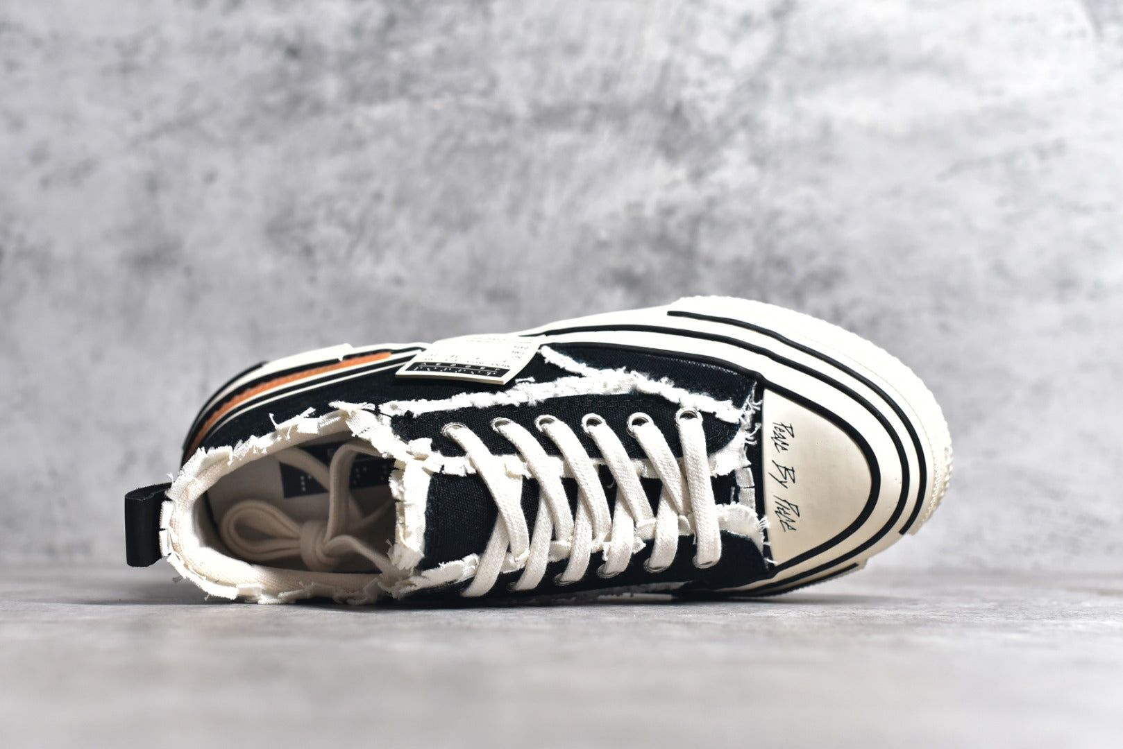 Xvesse! Tiramisu Lows Black Sneakers