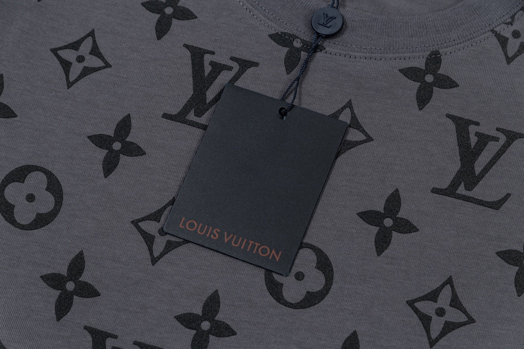 T-shirt à manches courtes avec logo LV