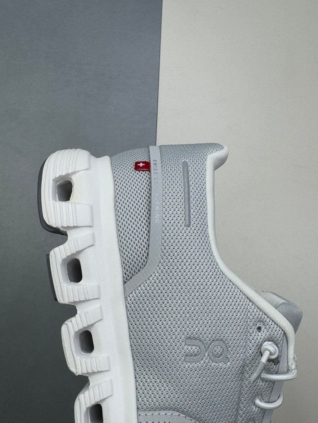 On Clou! 6 Push Sneaker