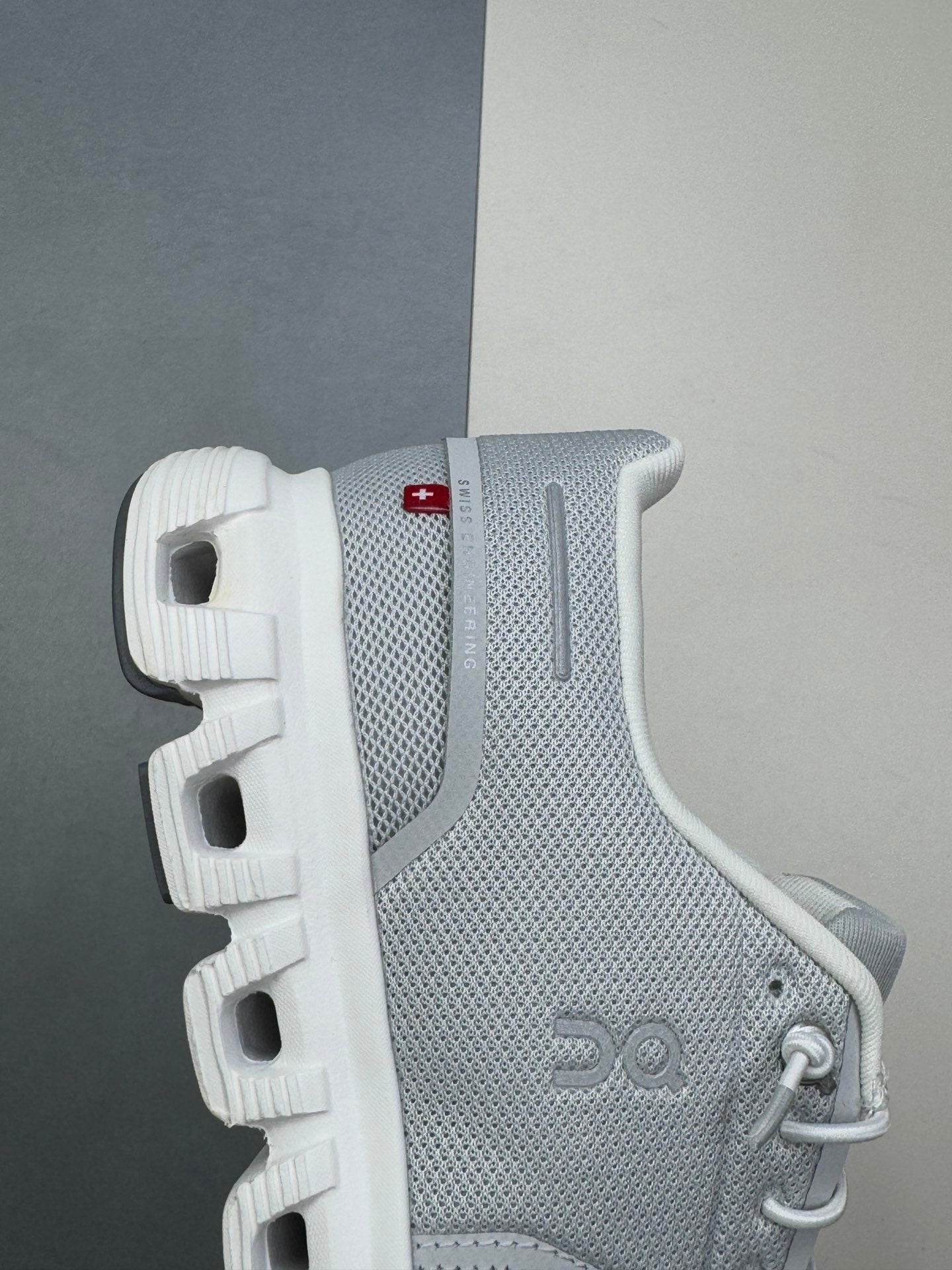 On Clou! 6 Push Sneaker