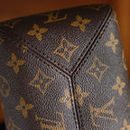 Sac à main LV The Drop PM Monogram