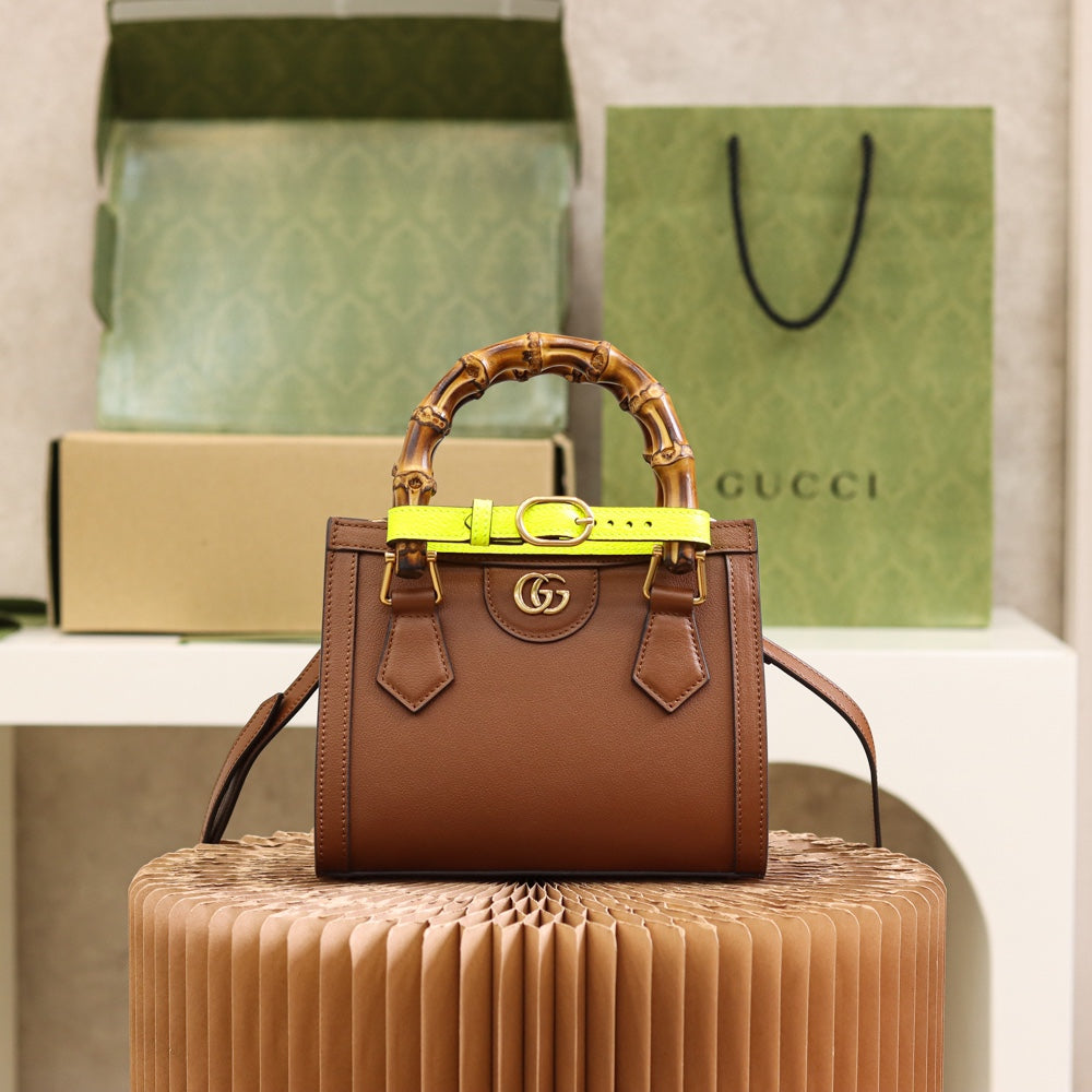 Gucc! Diana Small Tote Bag in Beige brown Leather