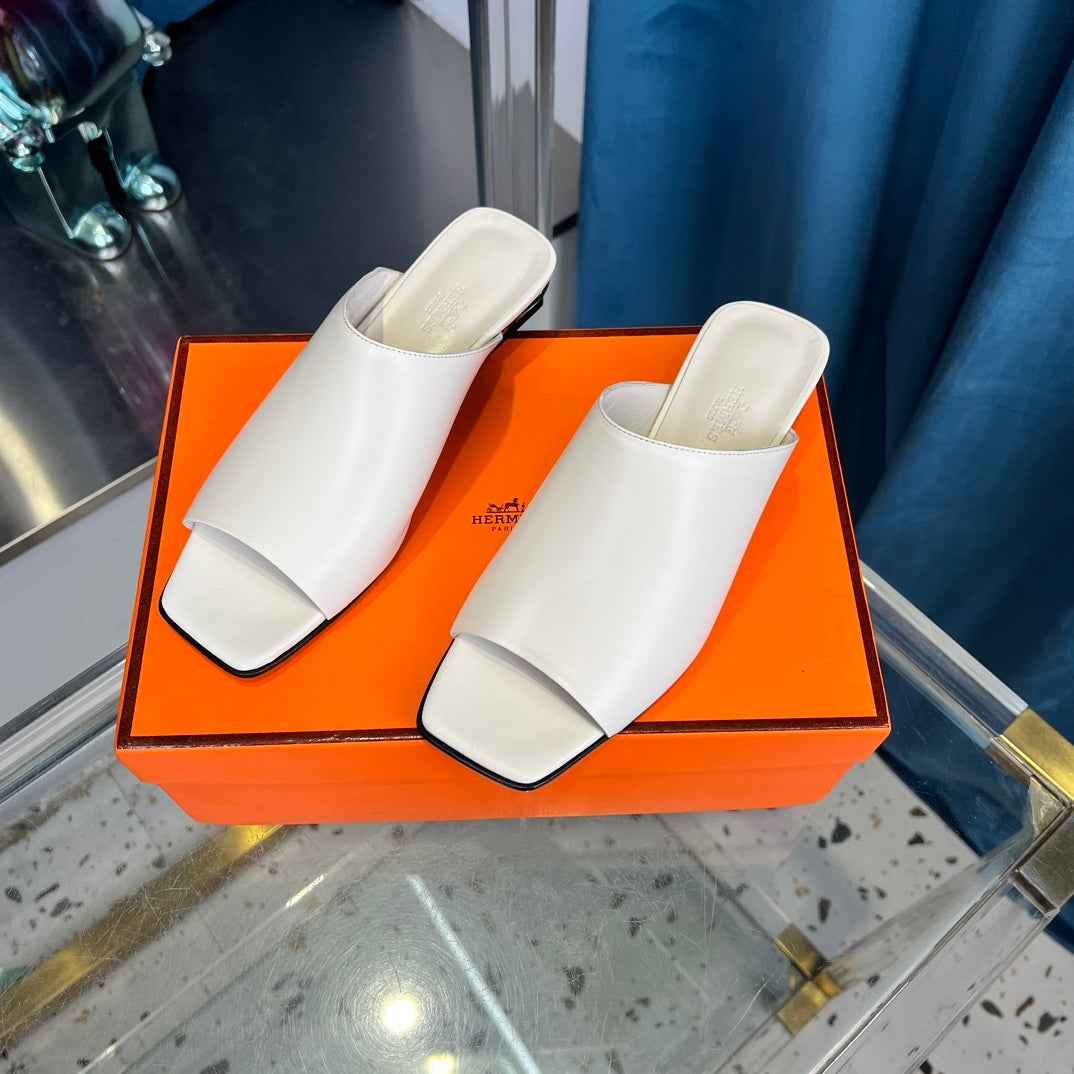 Hermès Lconique Sandal Heel