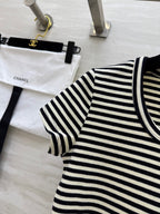 CHNE! Vintage Series U-neck Striped T-shirt