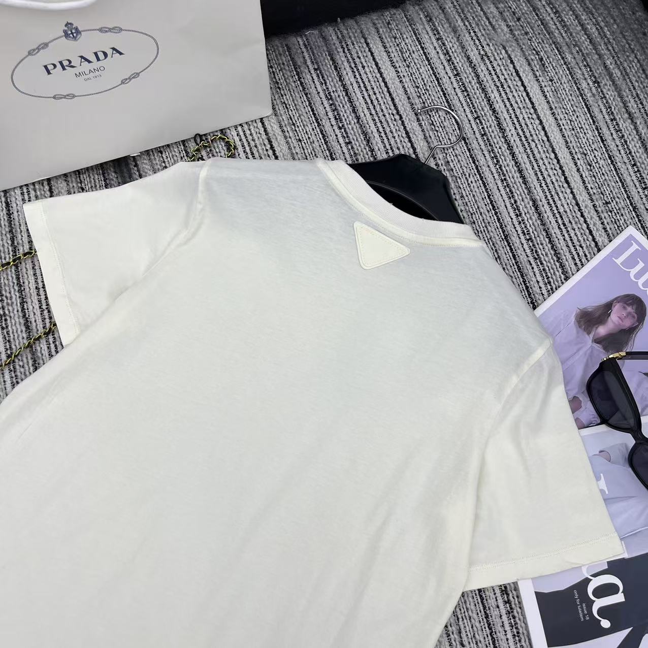 Prad! print short-sleeved round neck T-shirt