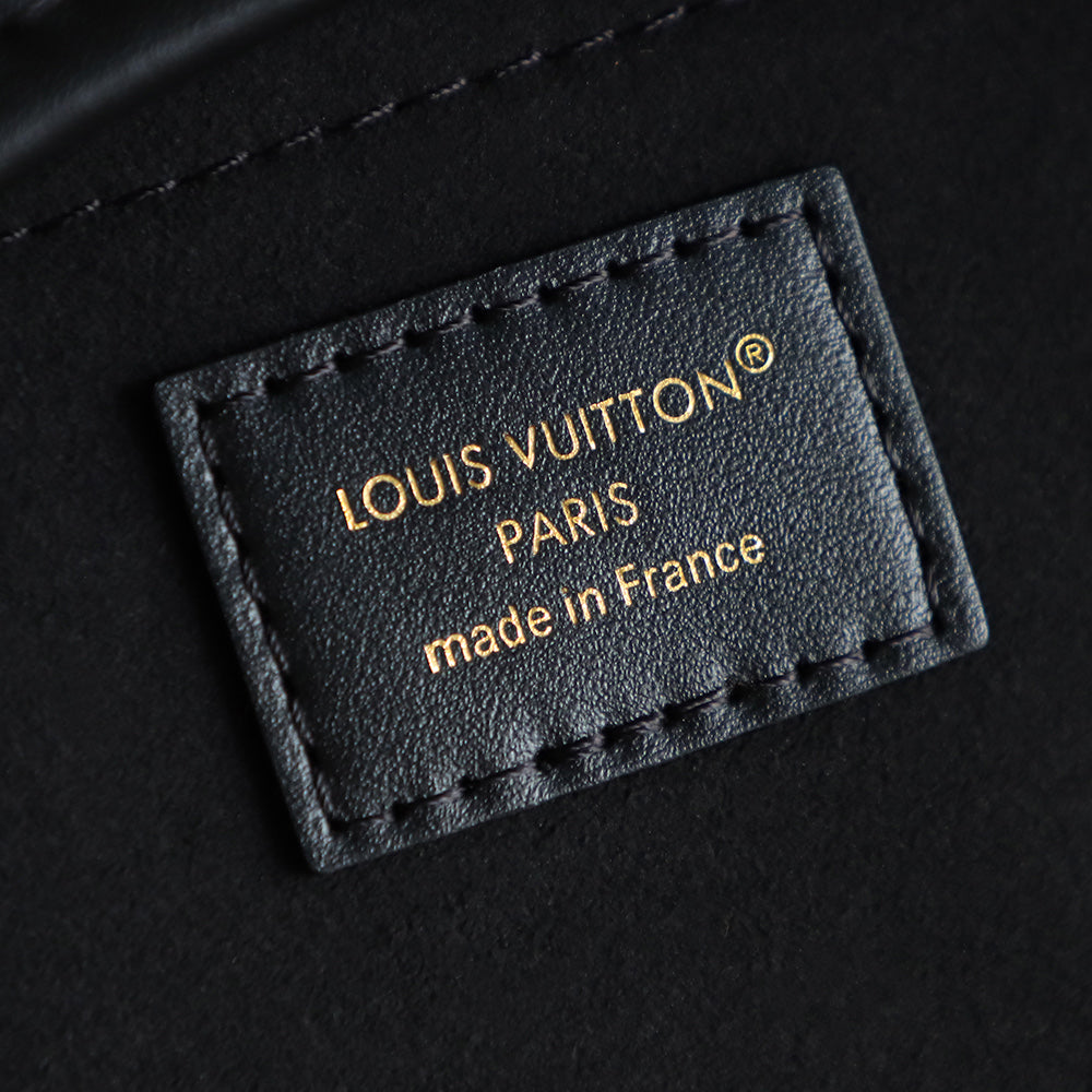 Sac à main LV The Drop PM Monogram