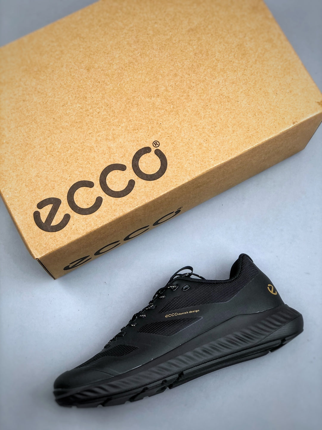 ECCO Black Casual Sneakers