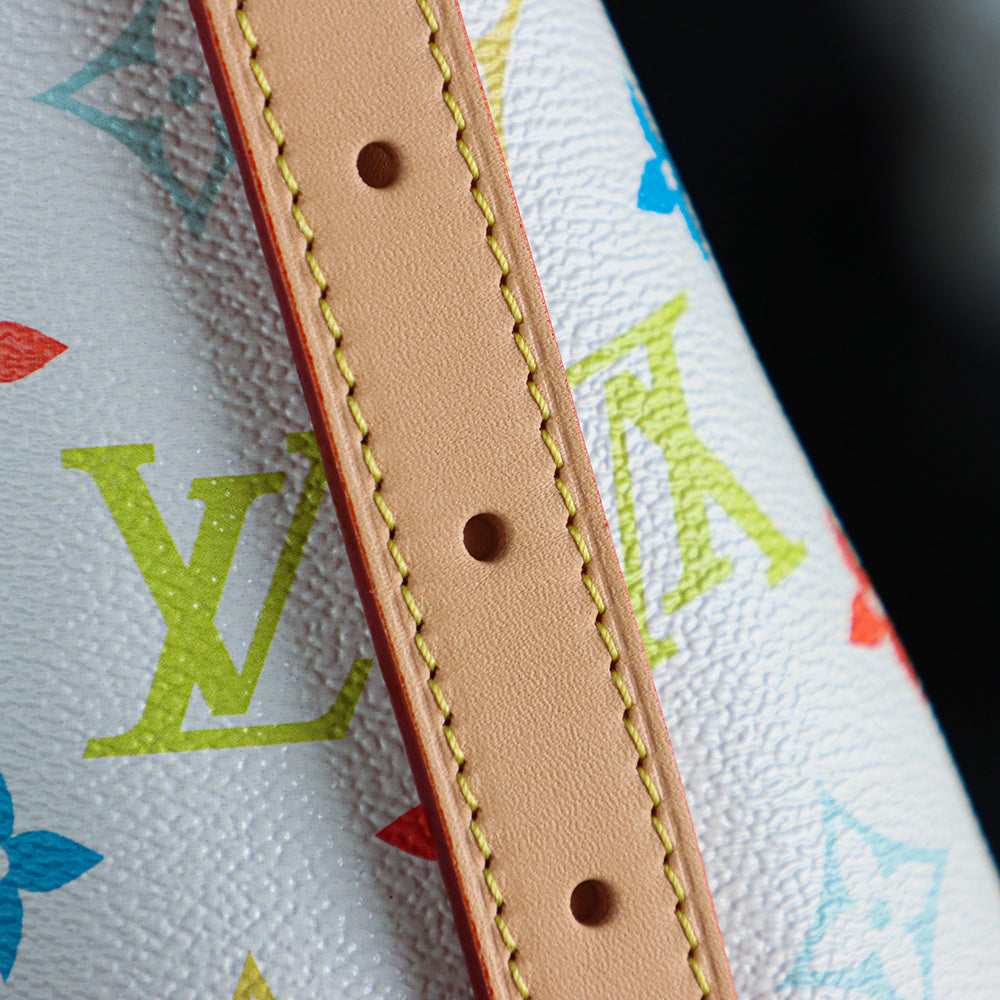 حقيبة يد مونوغرام من LV x TM CarryAll PM