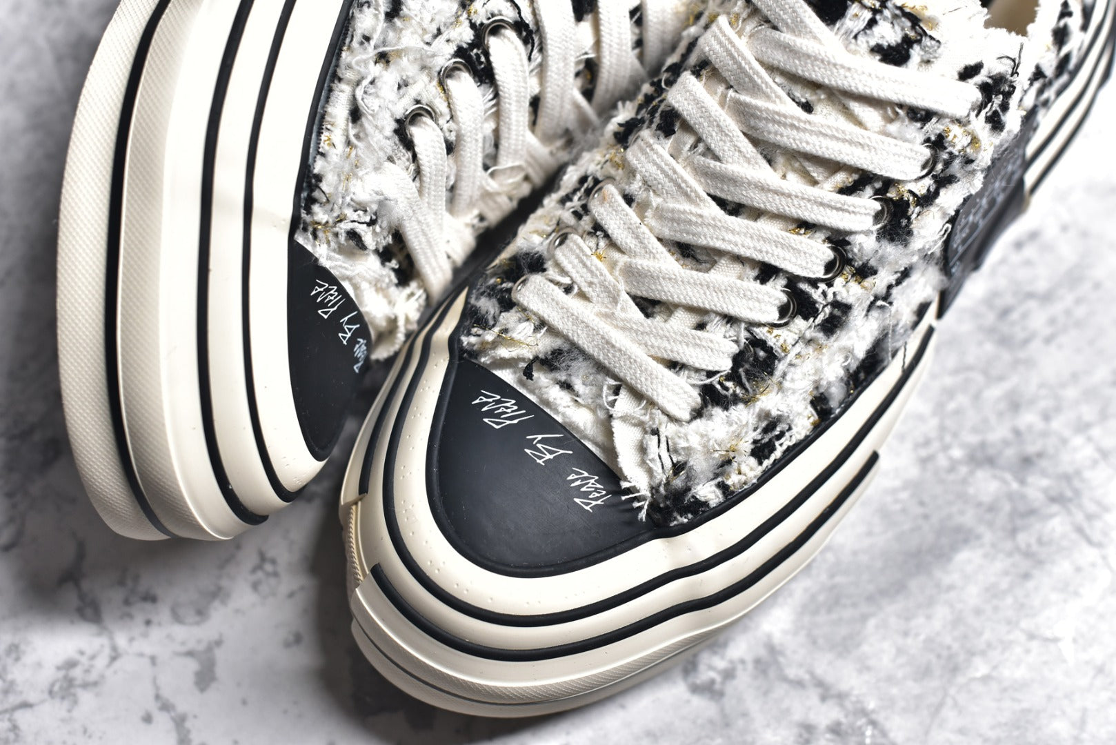 Xvesse! Tiramisu Lows Black Sneakers