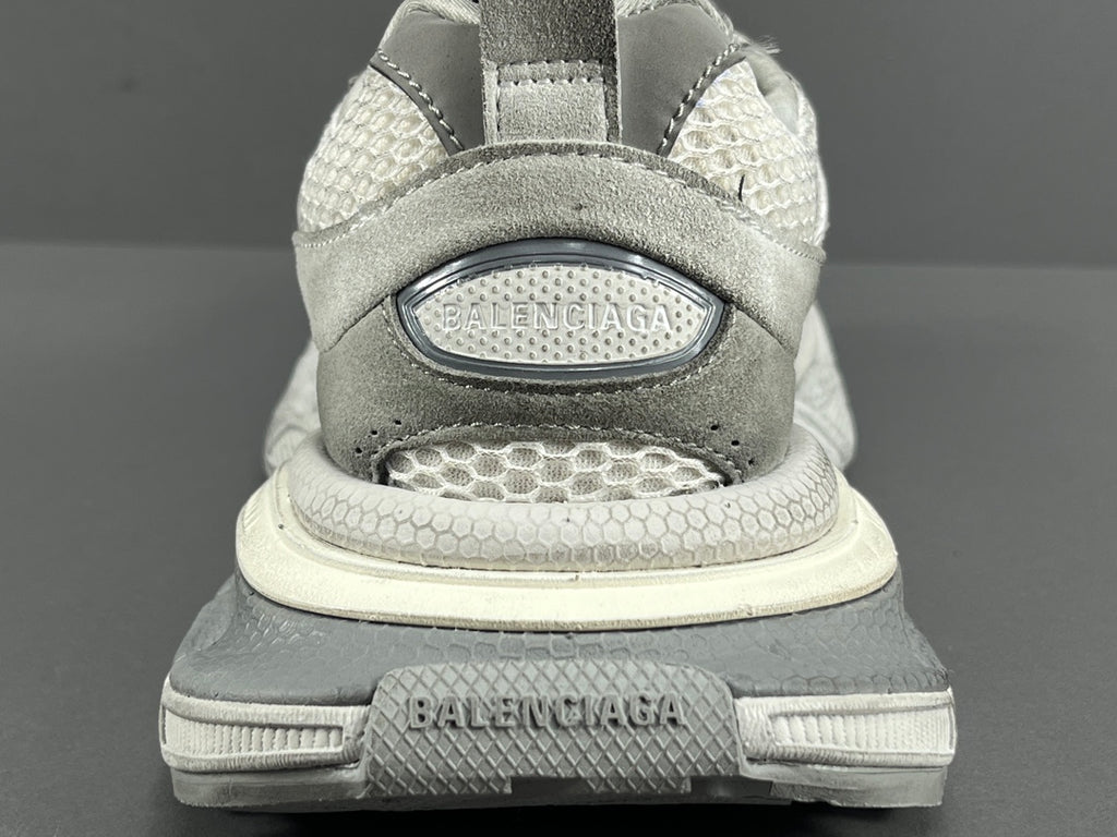 Balenciag! 10.5th generation 3XL Mesh Round Lace-Up Distressed Sole Low-Top Sneaker