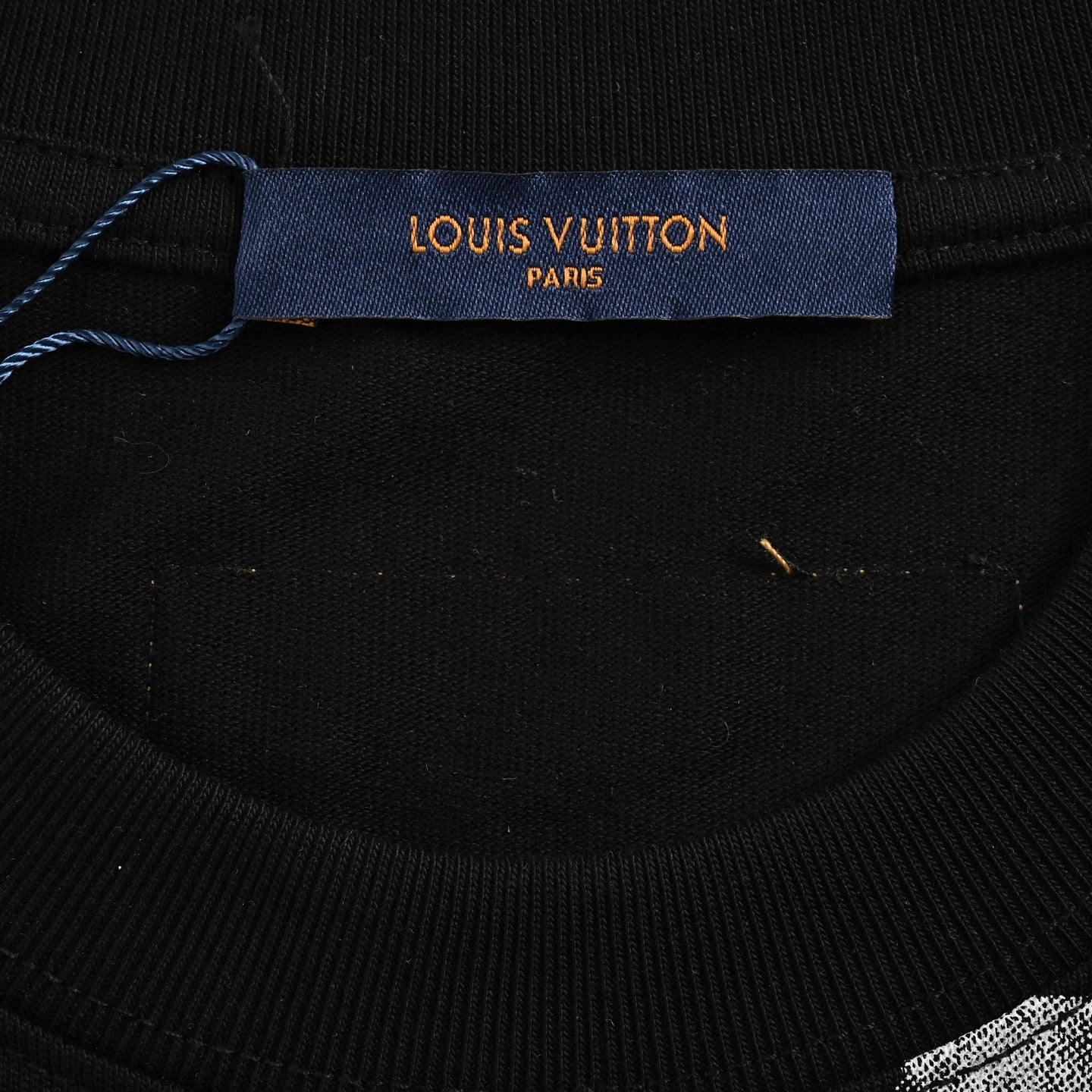 LV Short-Sleeves T-Shirt