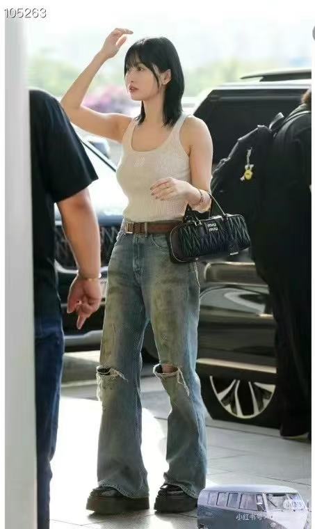 Acne Studi! Regular fit jeans 2021F