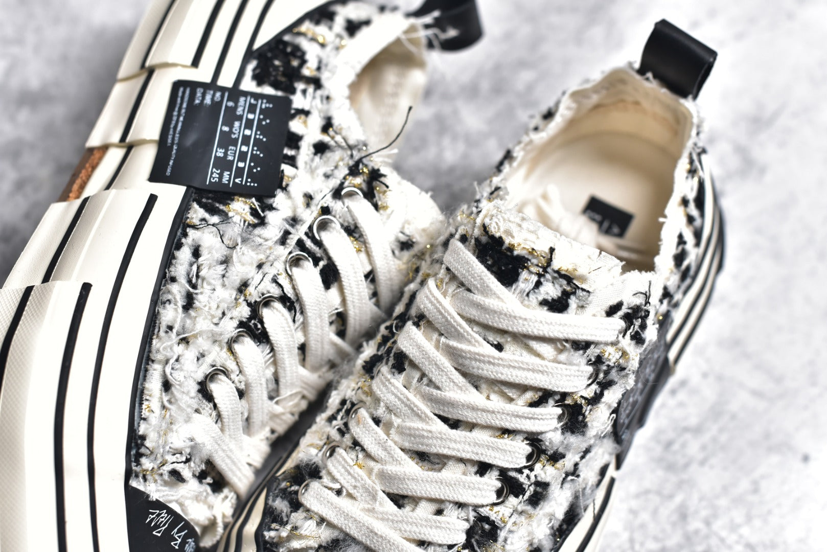 Xvesse! Tiramisu Lows Black Sneakers