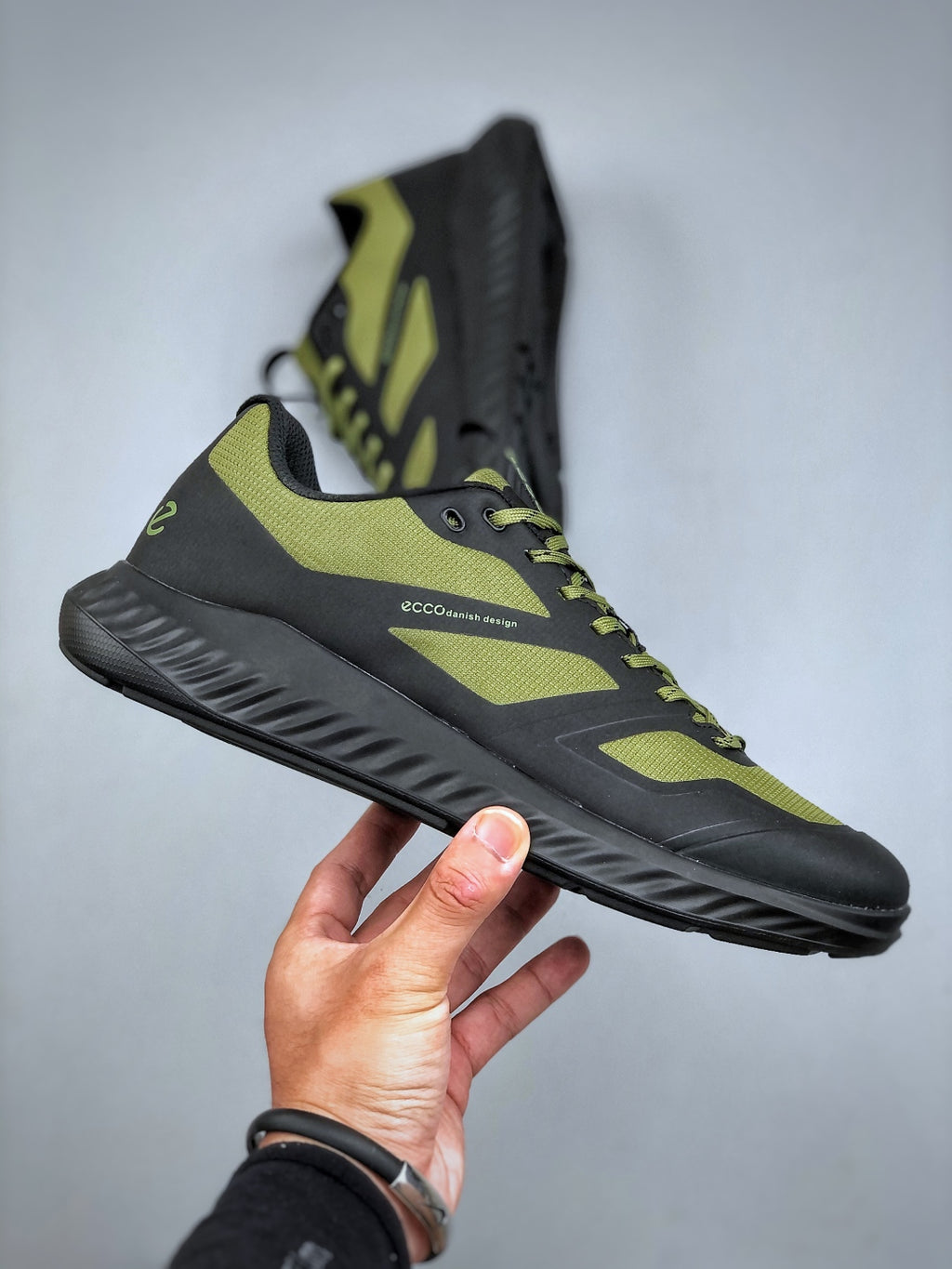 ECCO Black & green Casual Sneakers