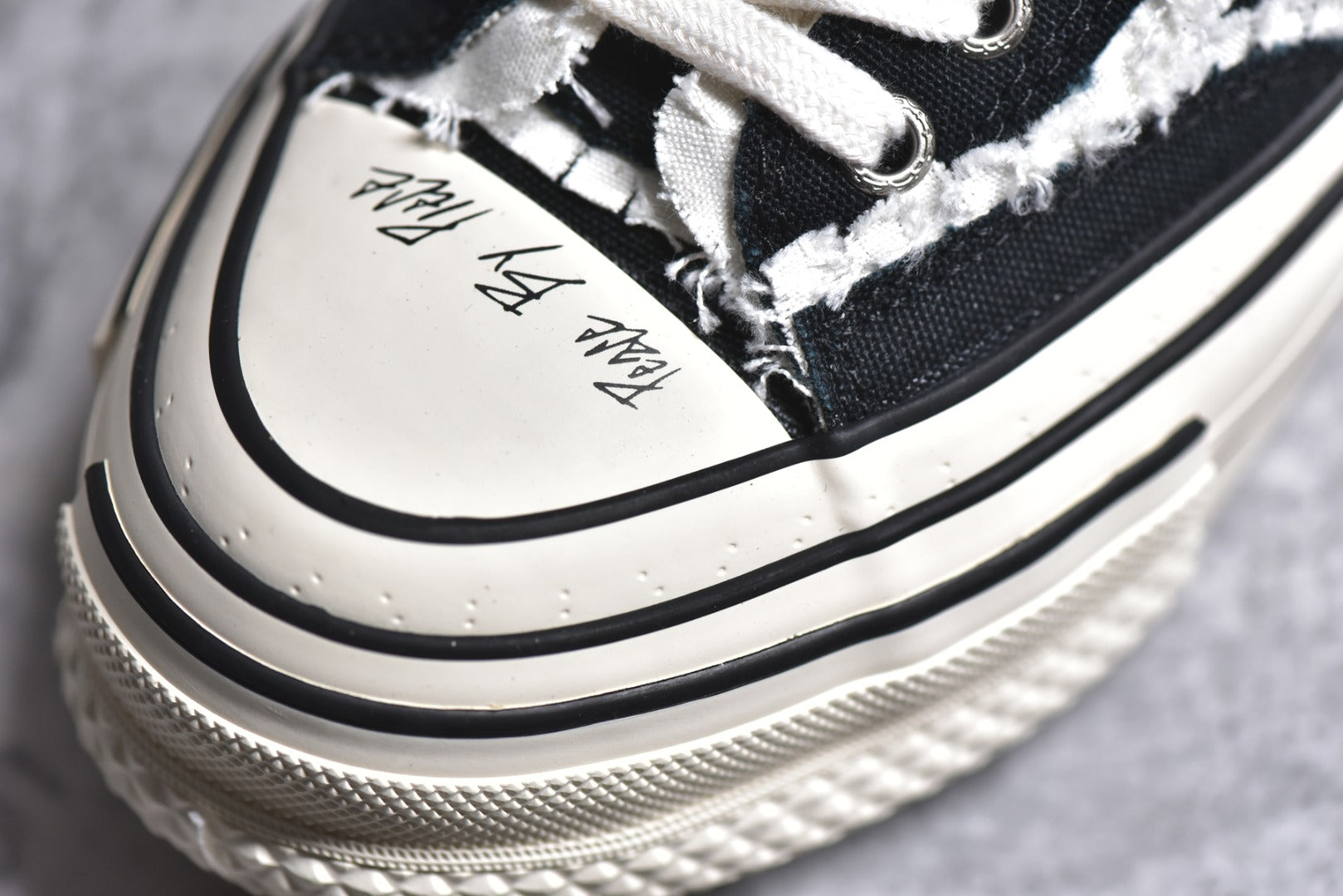 Xvesse! Tiramisu Lows Black Sneakers
