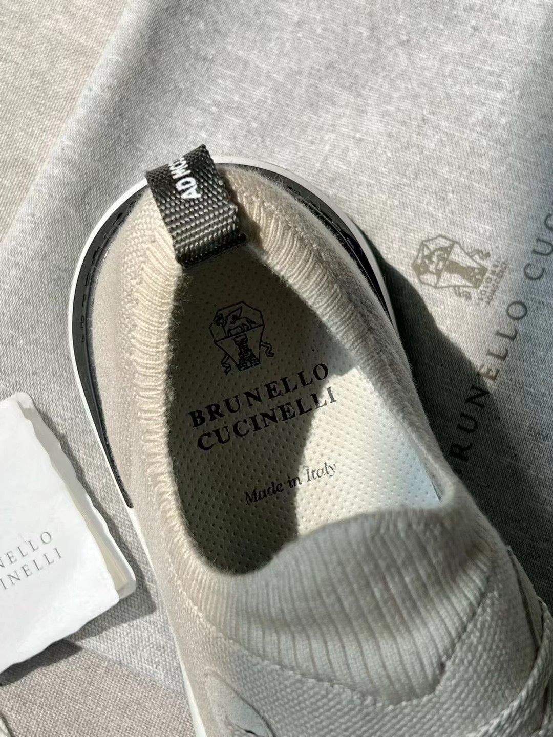 حذاء برونيلو كوتشينيل! Knit Runners