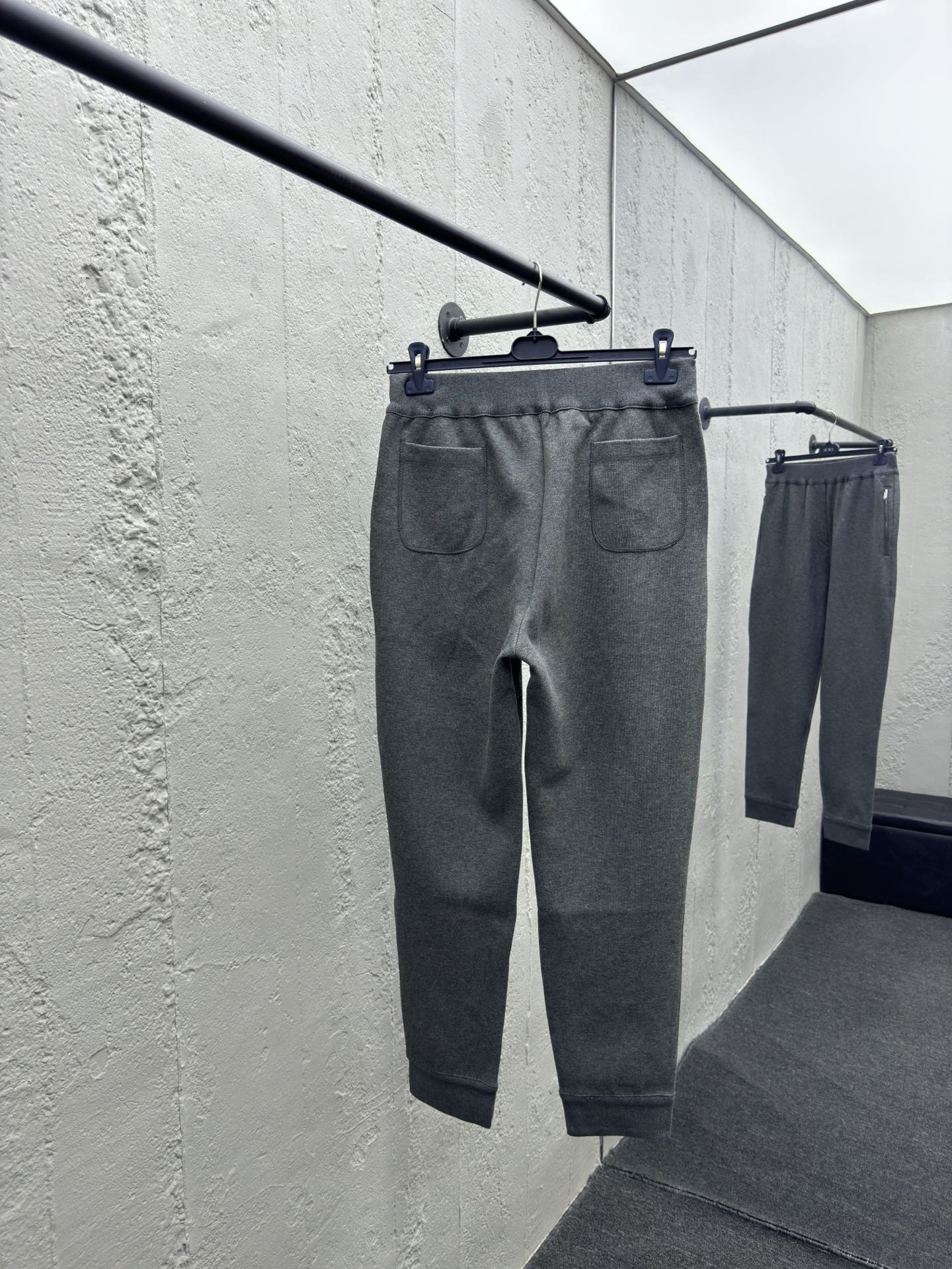 Dio! Cashmere Casual Sweatpants