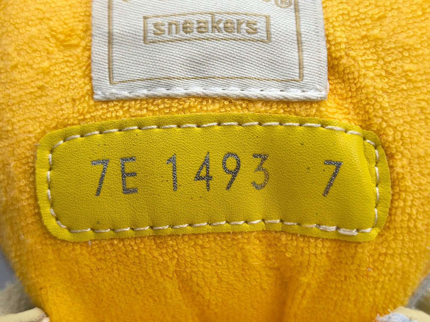 Fend! Match Low Top Suede 'Yellow Beige'