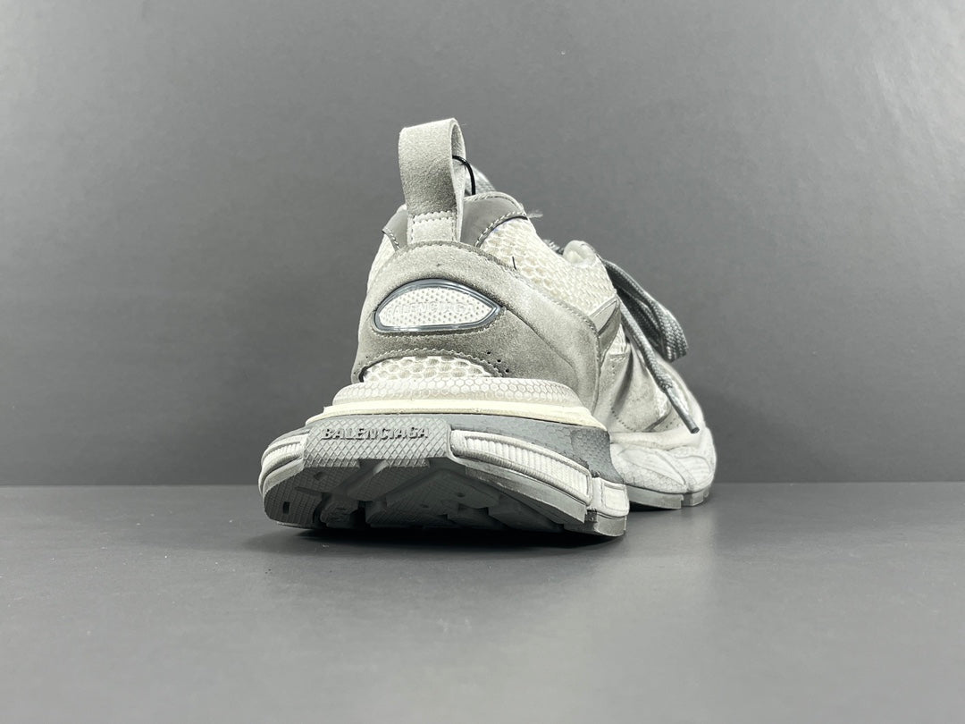 Balenciag! 10.5th generation 3XL Mesh Round Lace-Up Distressed Sole Low-Top Sneaker
