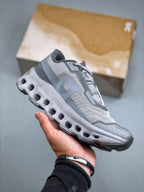 ON Cloudmonst! Void Sneaker