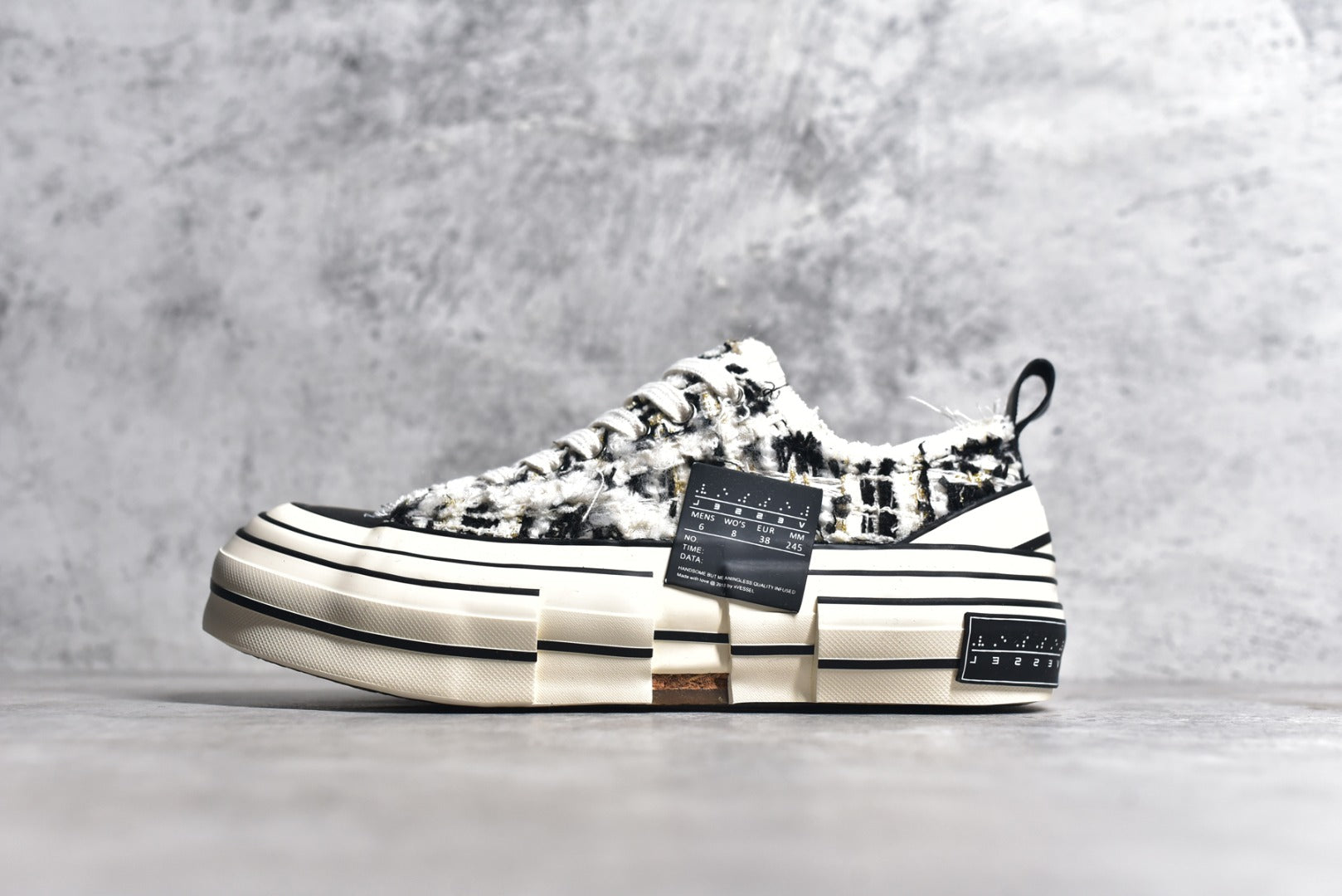 Xvesse! Tiramisu Lows Black Sneakers