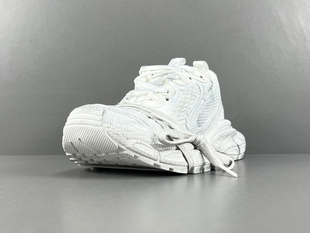 Balenciag! 3xl Mesh Lace-Up Distressed Sneaker in White