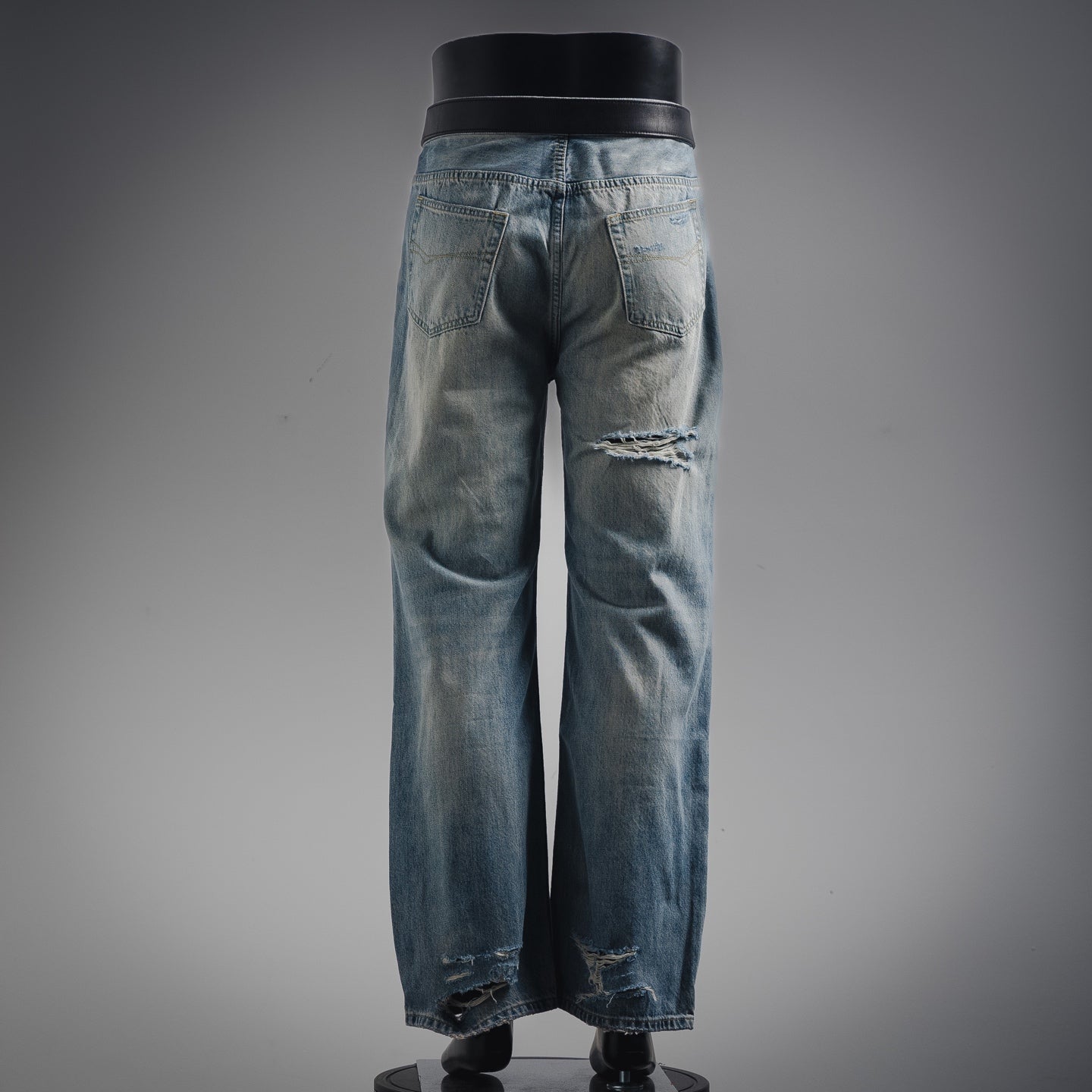 Balencia! Integrated-belt Jeans
