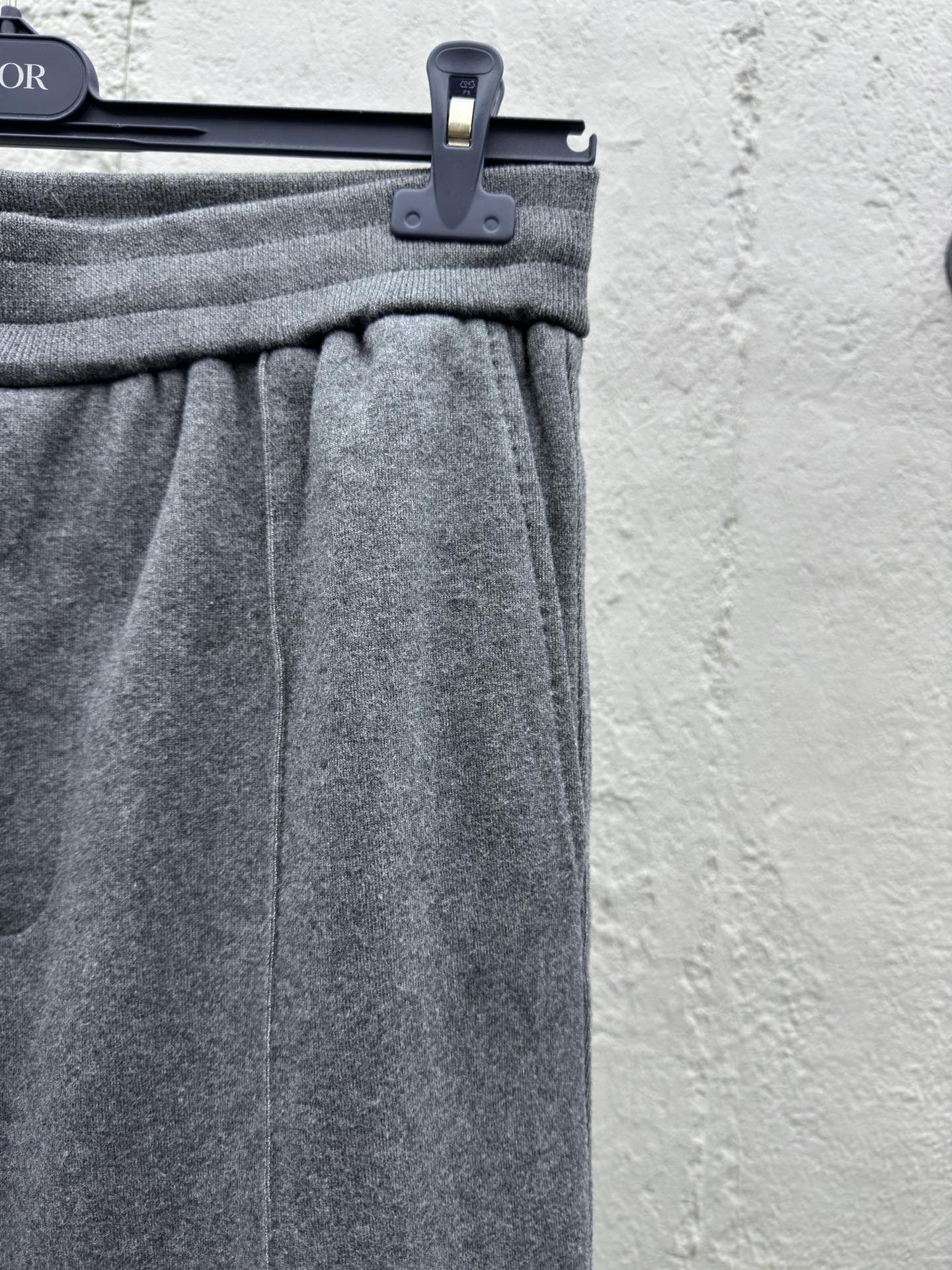 Dio! Cashmere Casual Sweatpants