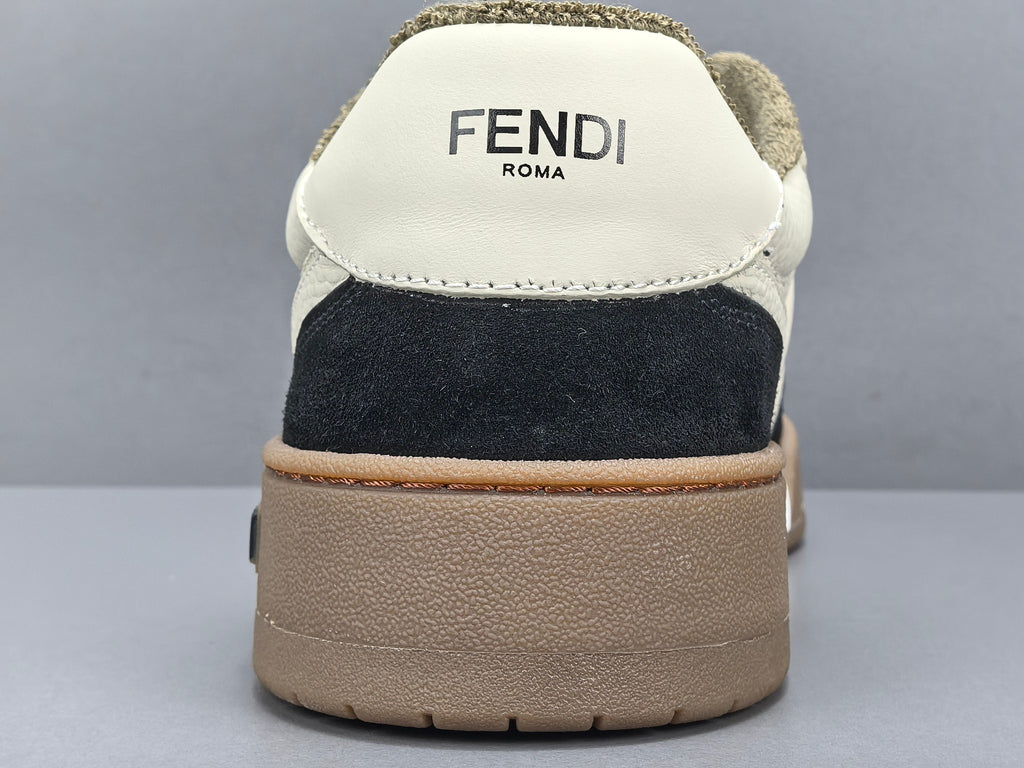 Fend! Match Low tops in black suede