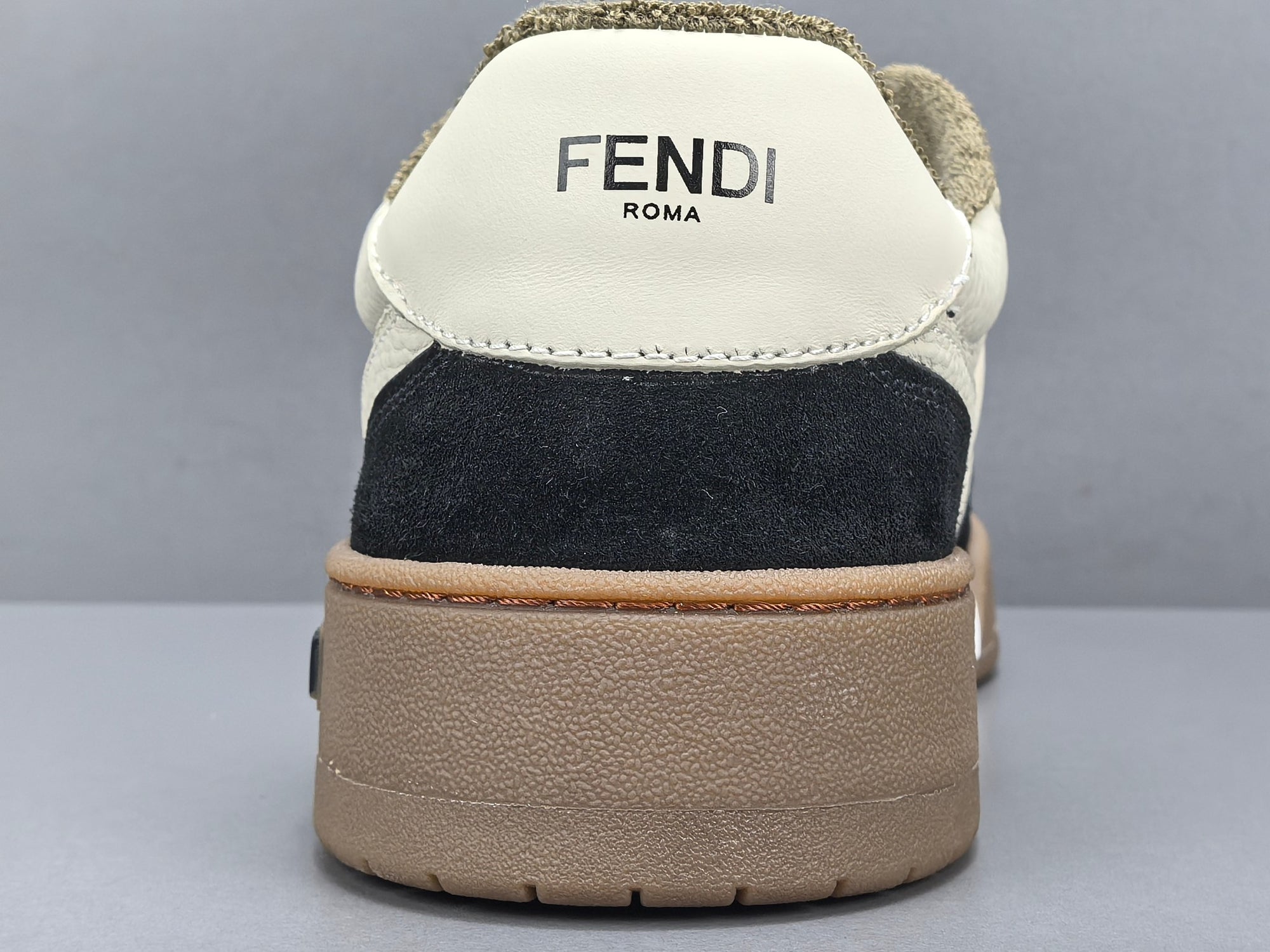 Fend! Match Low tops in black suede
