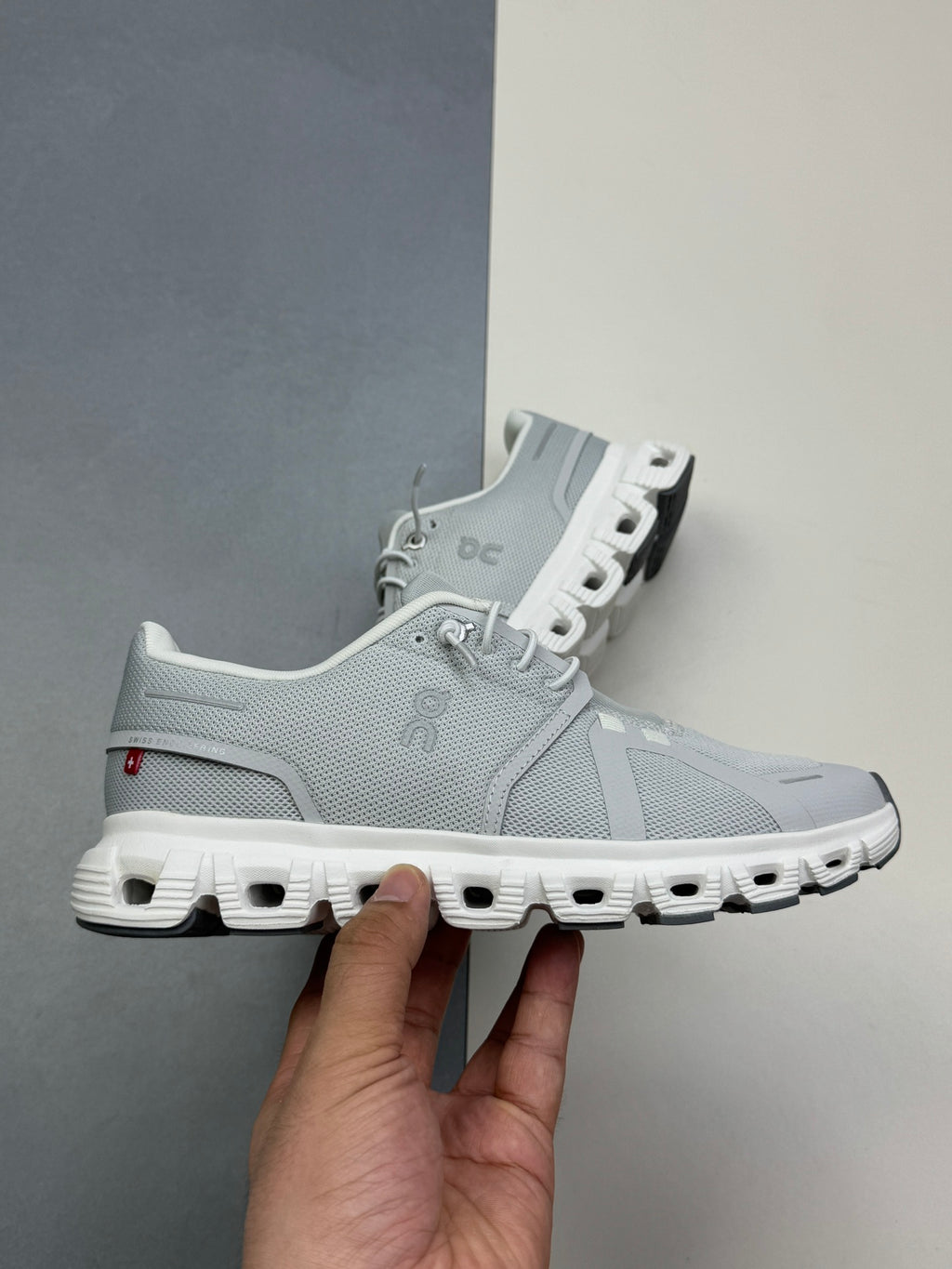 On Clou! 6 Push Sneaker